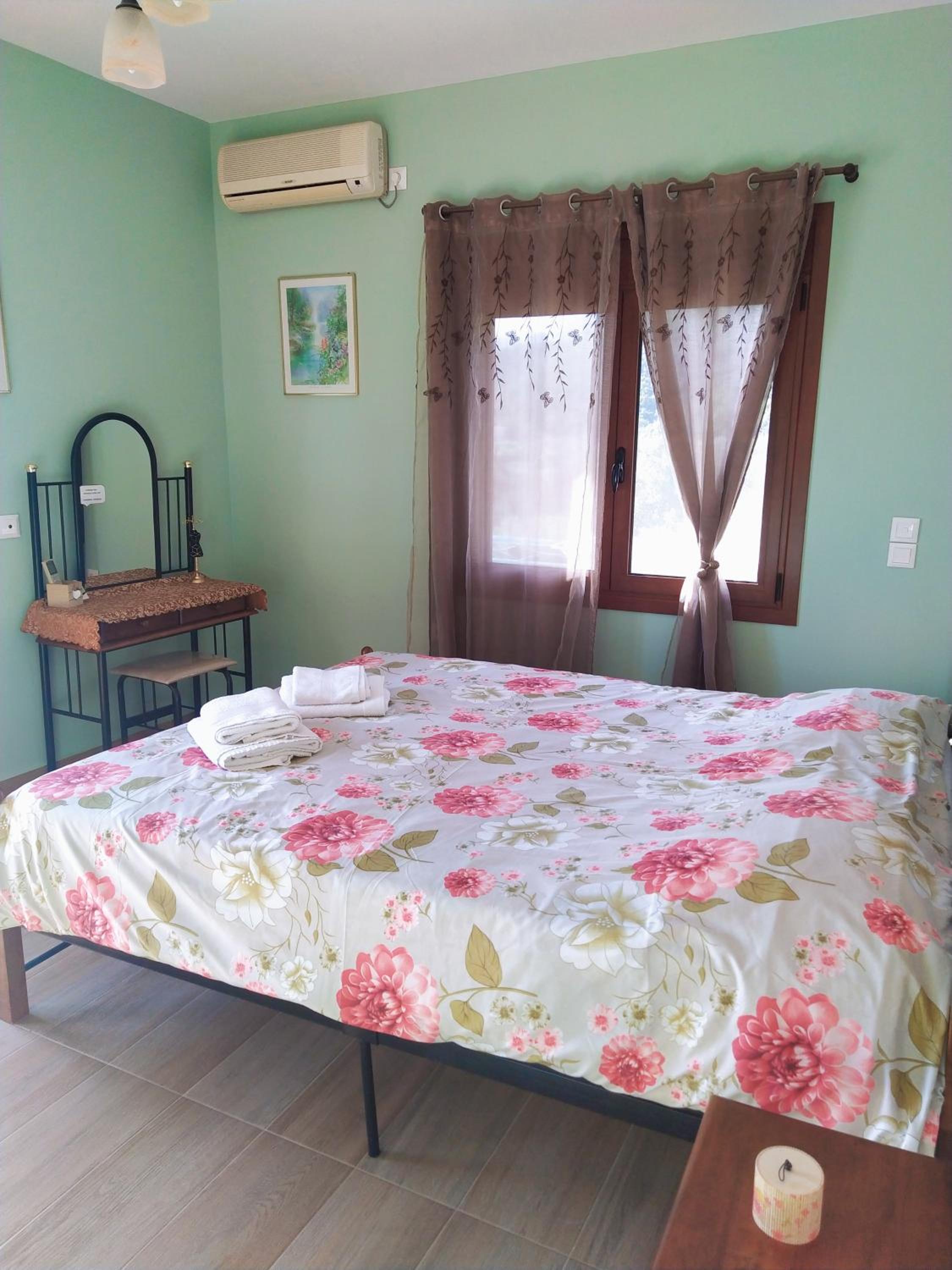 Eirini house