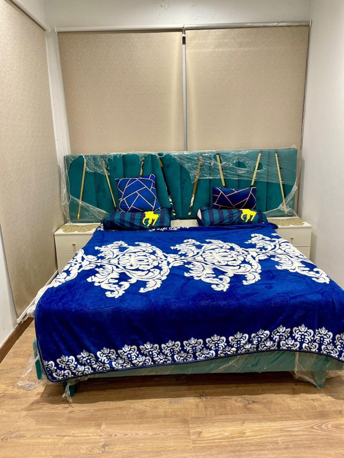 Luxury one bed Apartment in Penta Square DHA Lahore