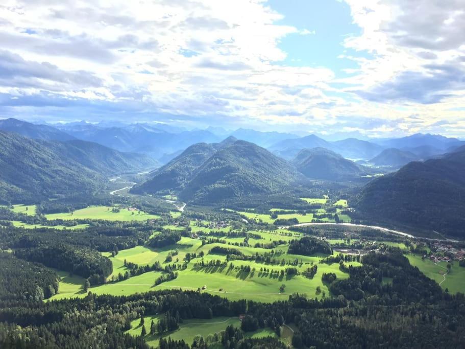 Ferienwohnung Wiesenglück nahe Tegernsee & Alpen