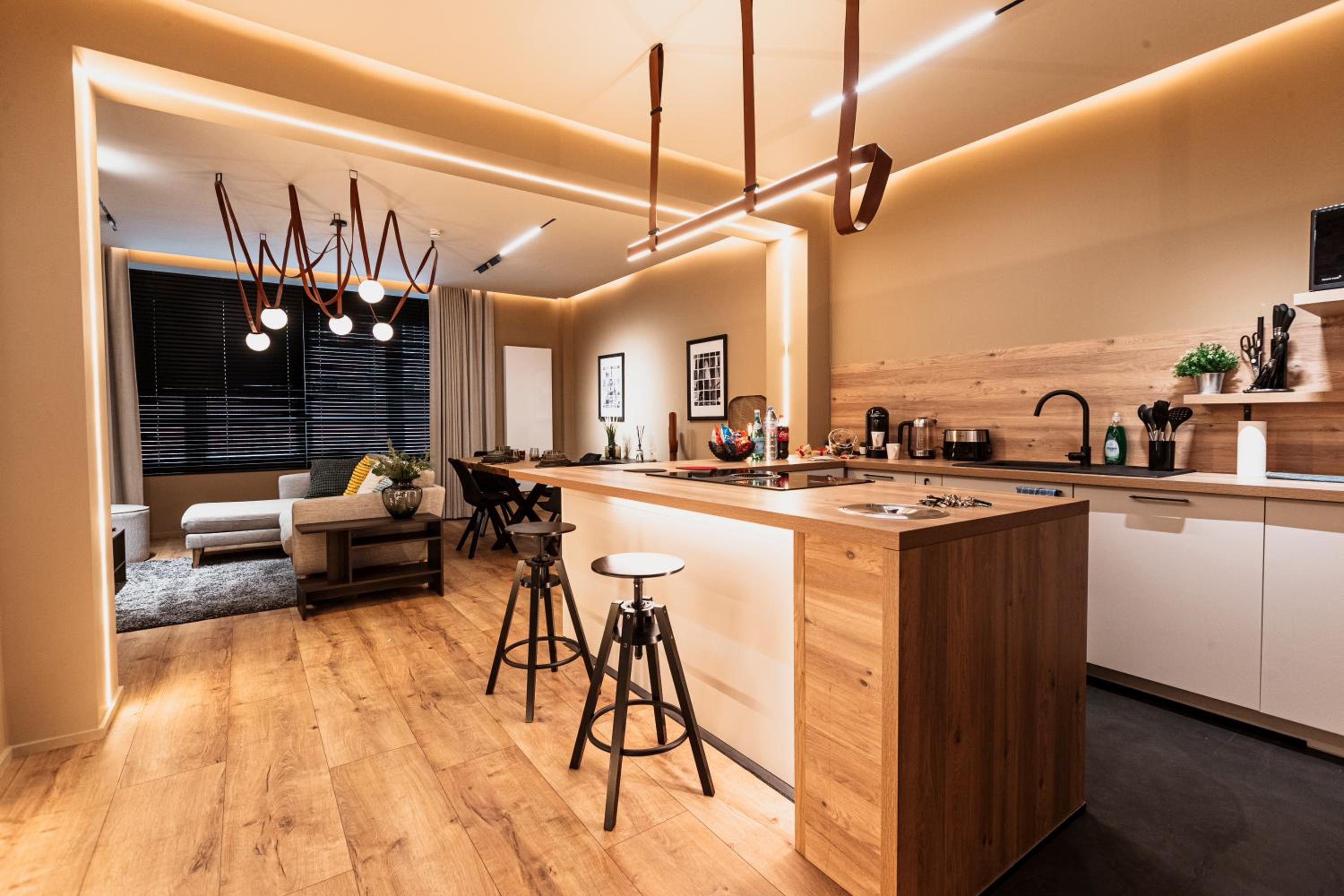 Golden Dove Luxury Apartment