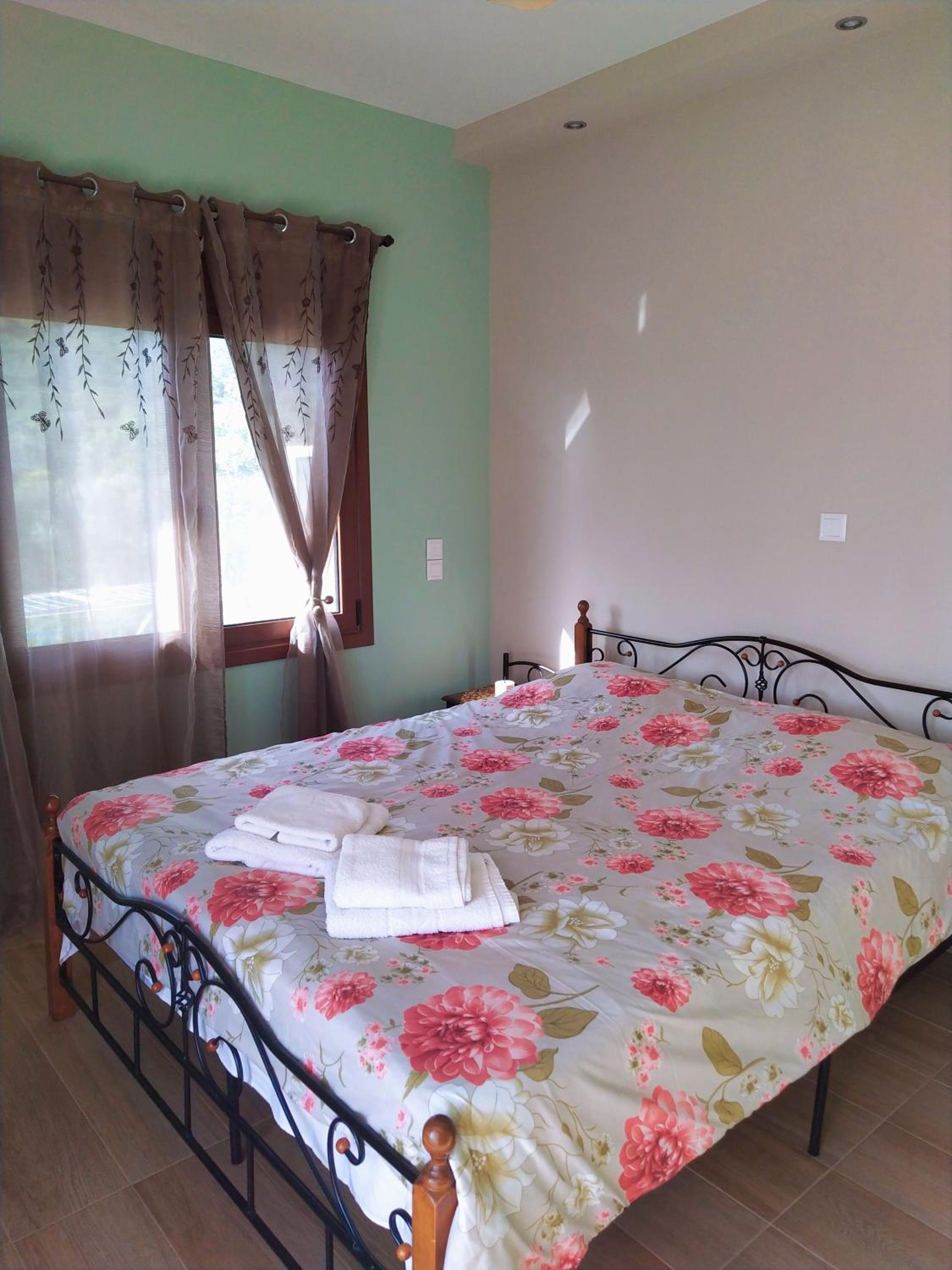 Eirini house