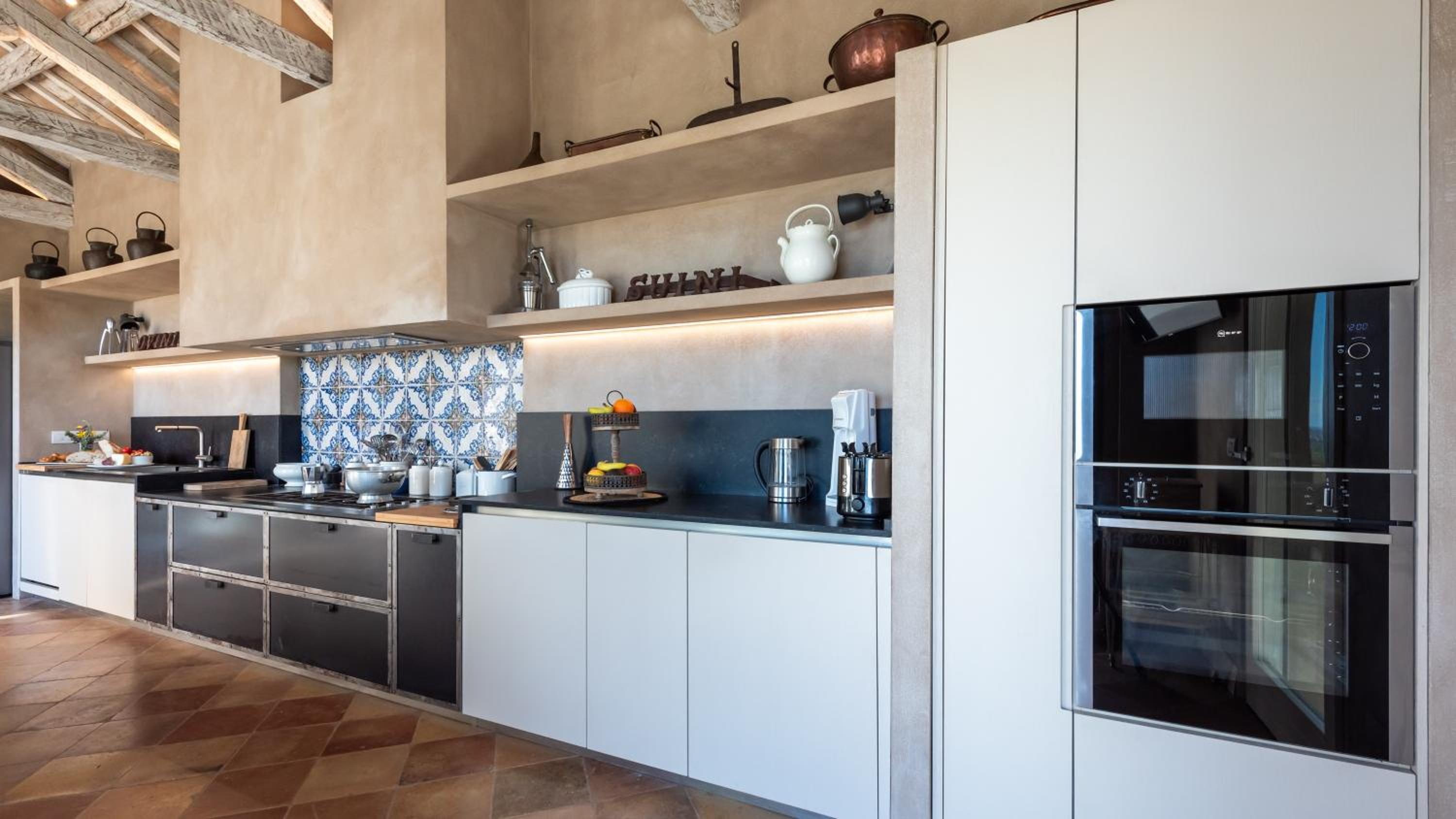 VILLA DIANELLA 8&2, Emma Villas view 4