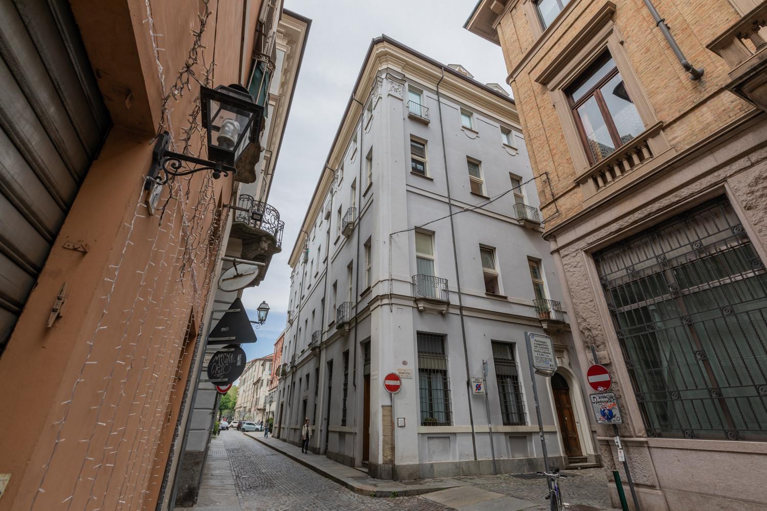 Il Colibrì by Wonderful Italy view 2