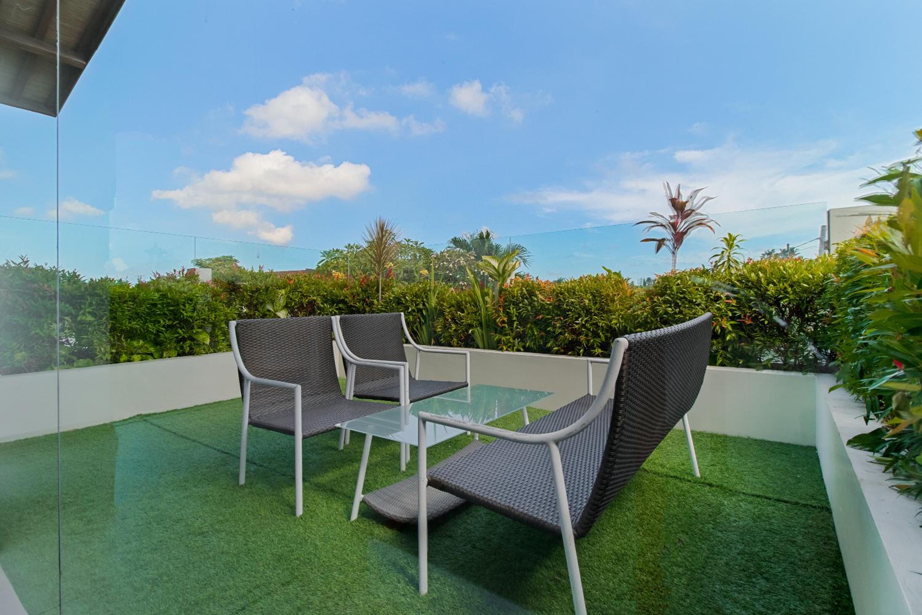 balance & terrace