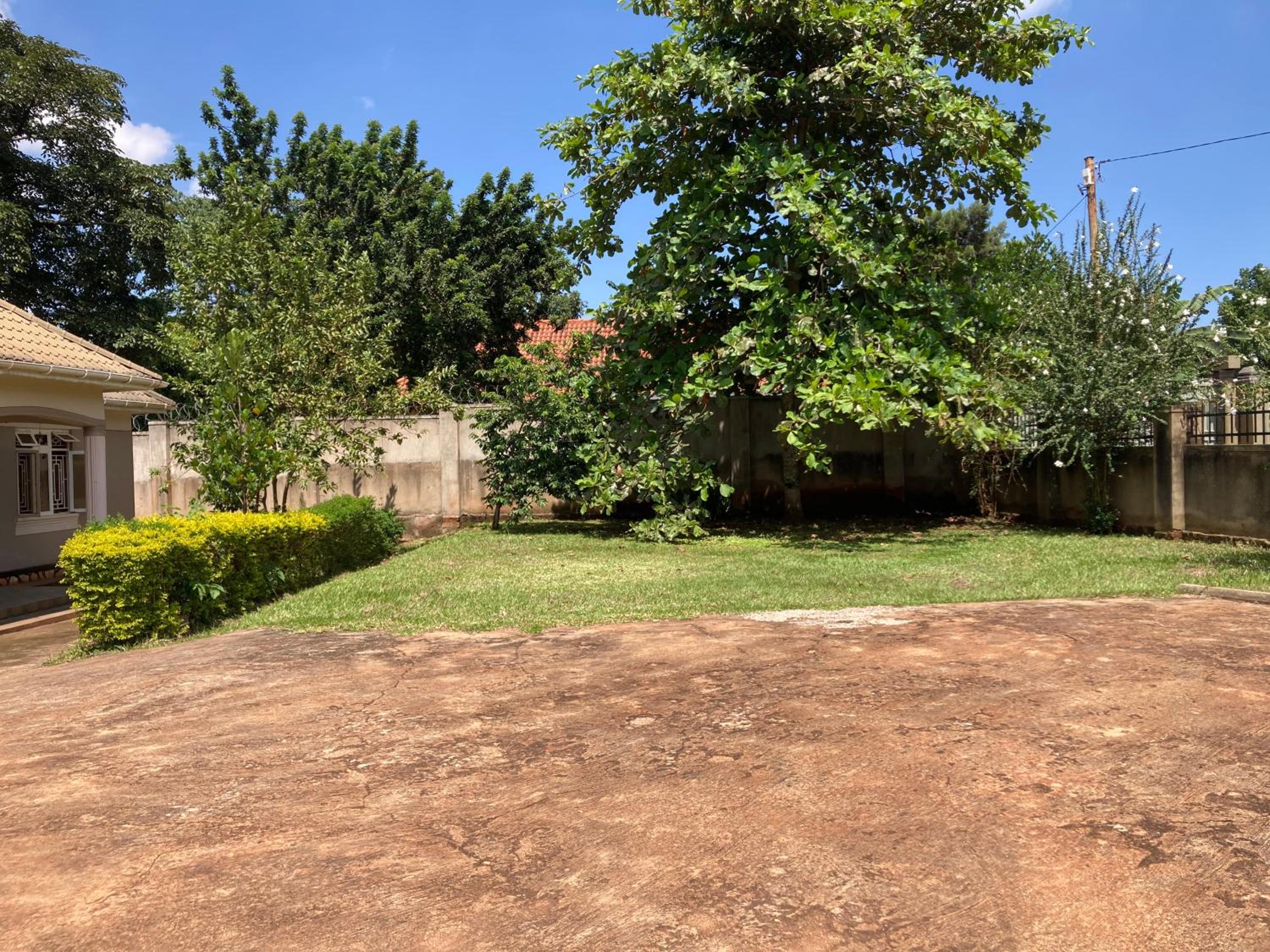 Jinja Airport apartment view 2