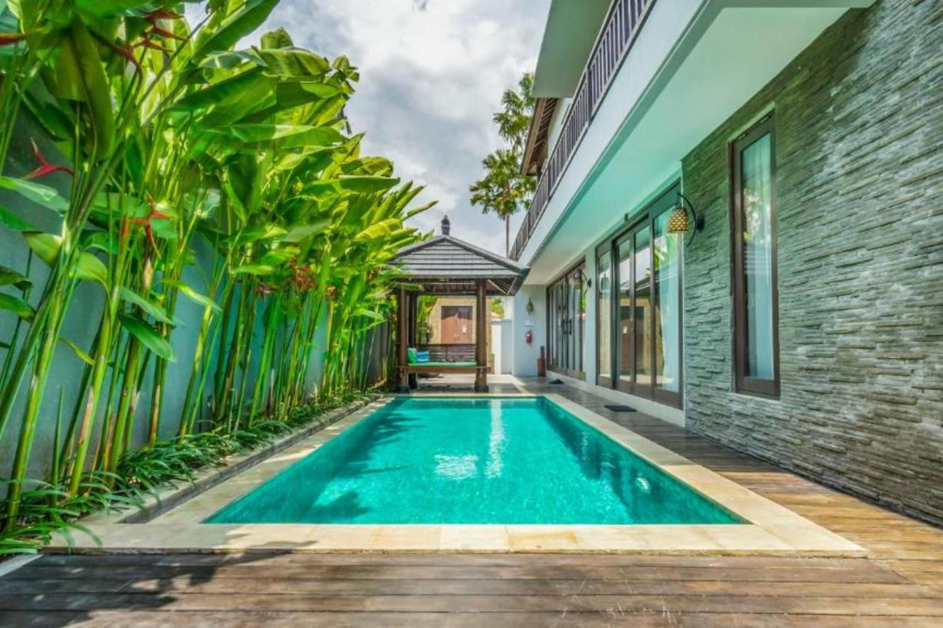 White 2 BR Private Pool Villa