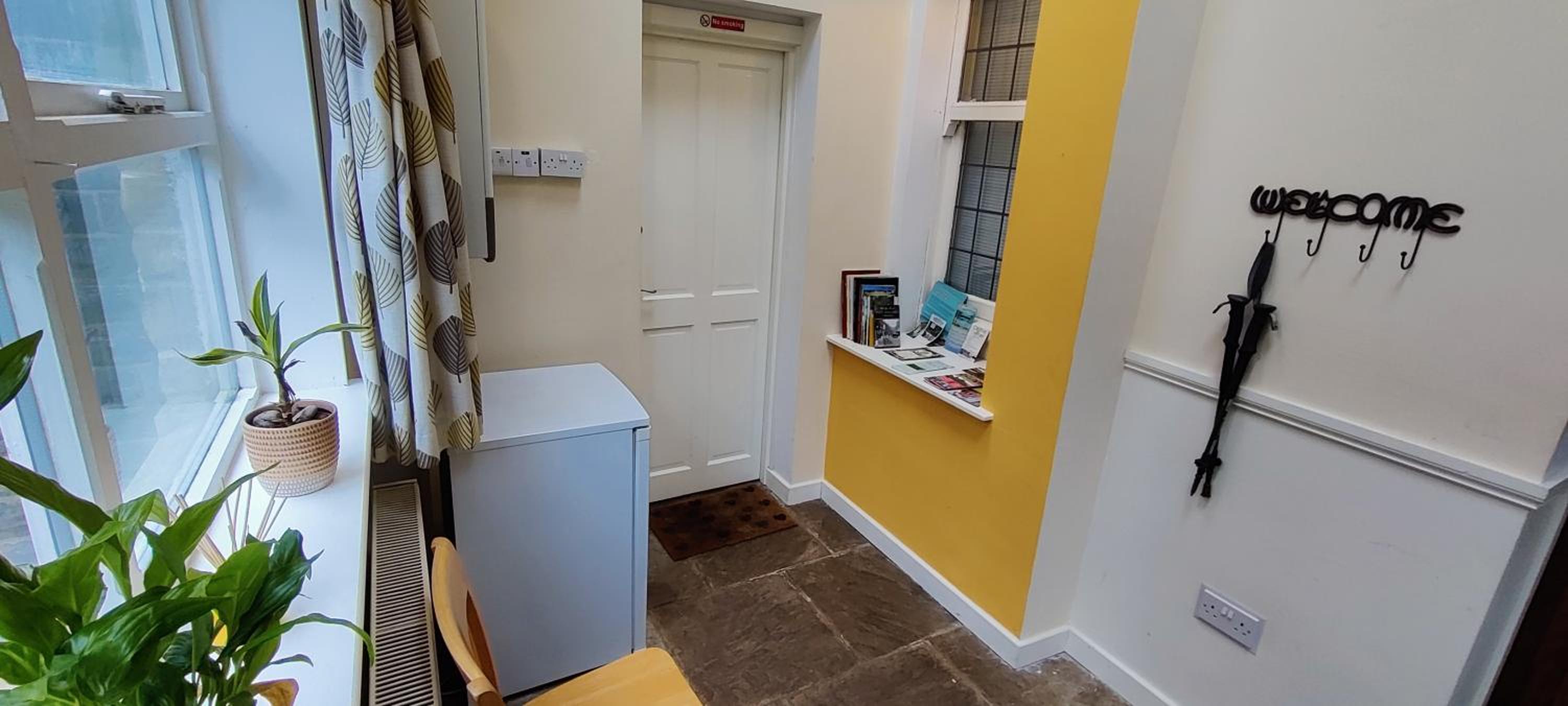Private annex to Victorian villa, with kitchen and Free parking view 3