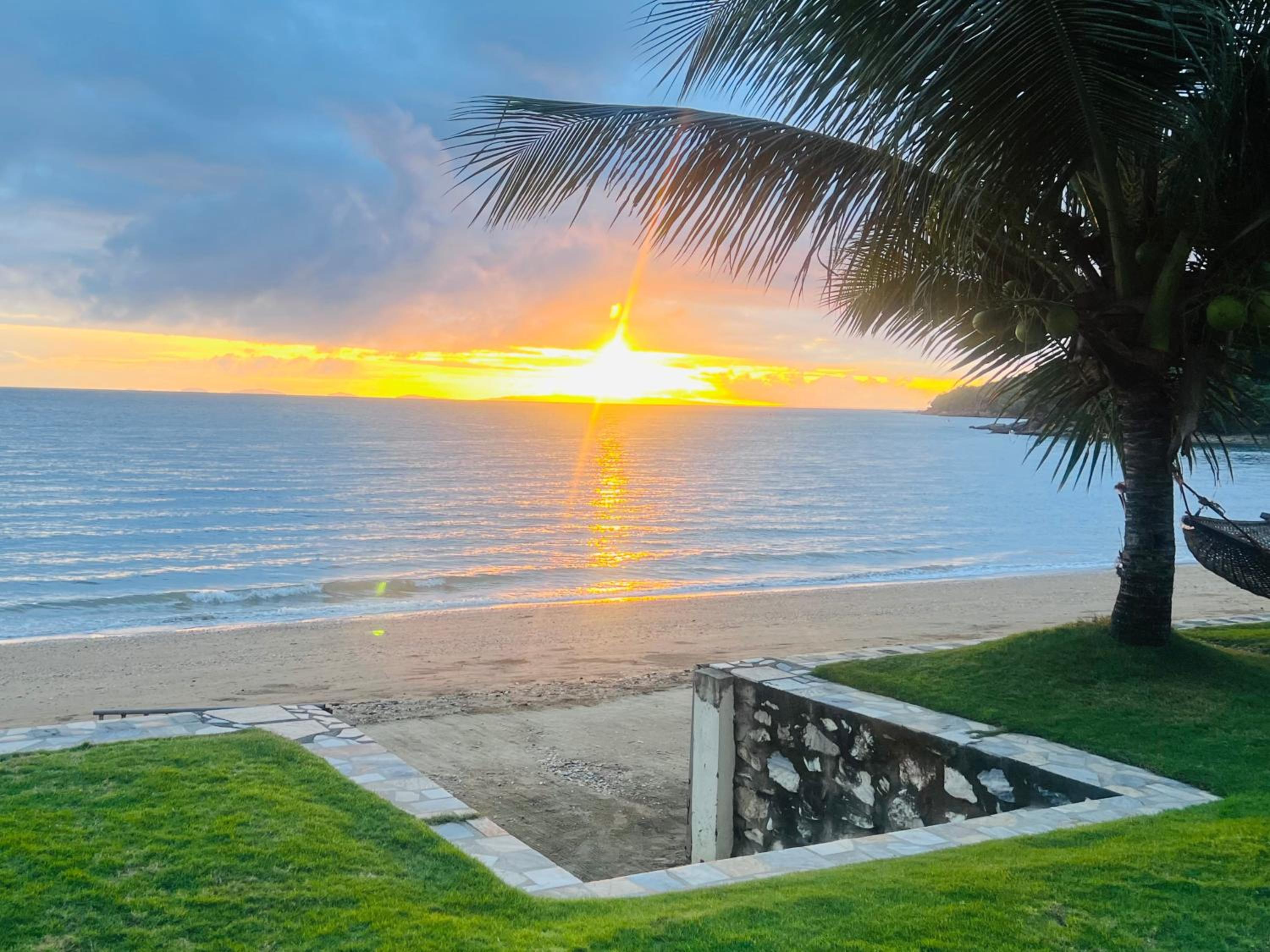 Badladz Beach and Dive Resort view 3