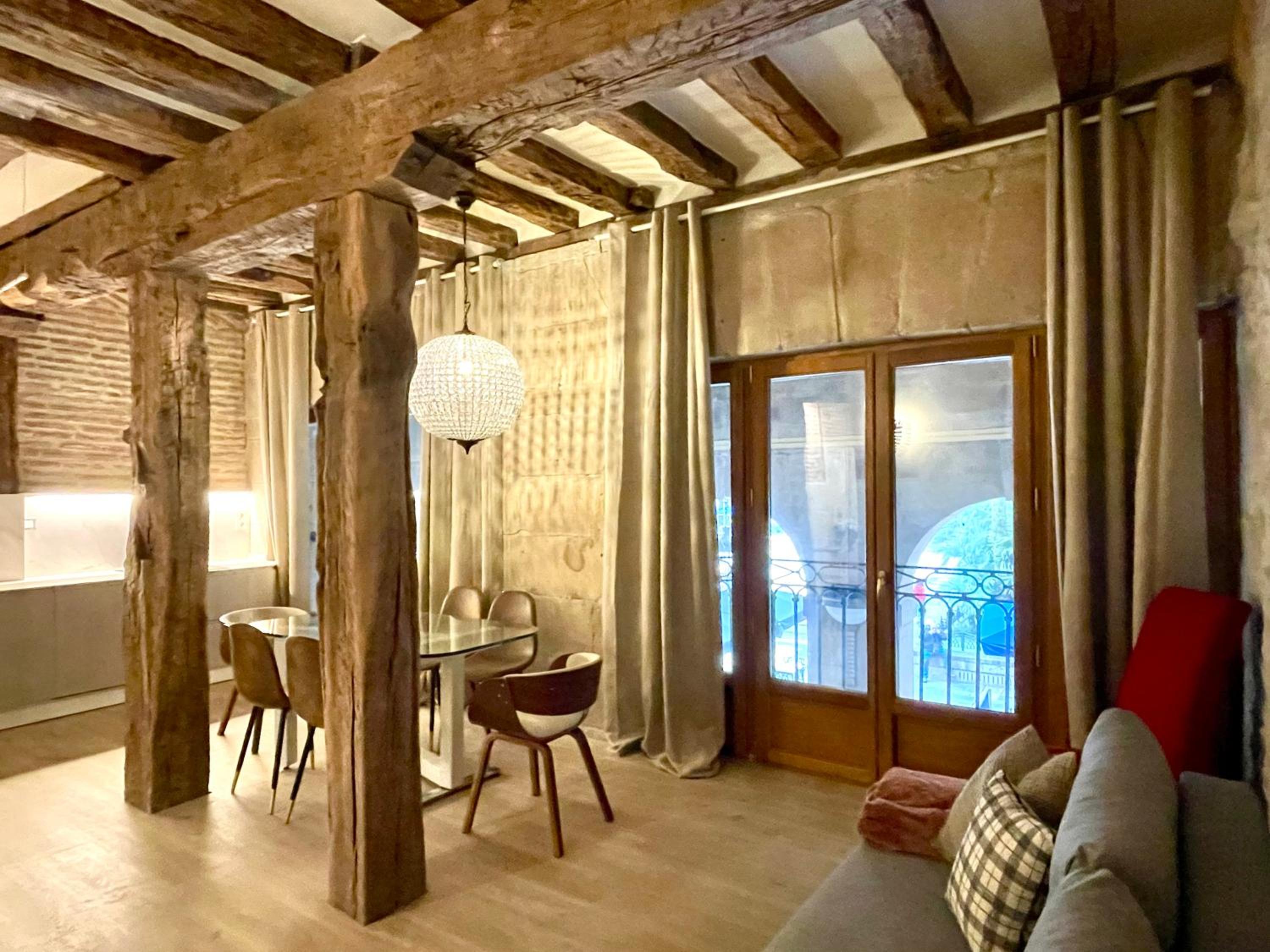 Lauramer Plaza Nueva