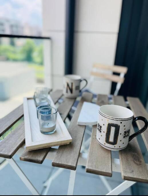 Brand New Luxury Studio in Belair with balcony view 2