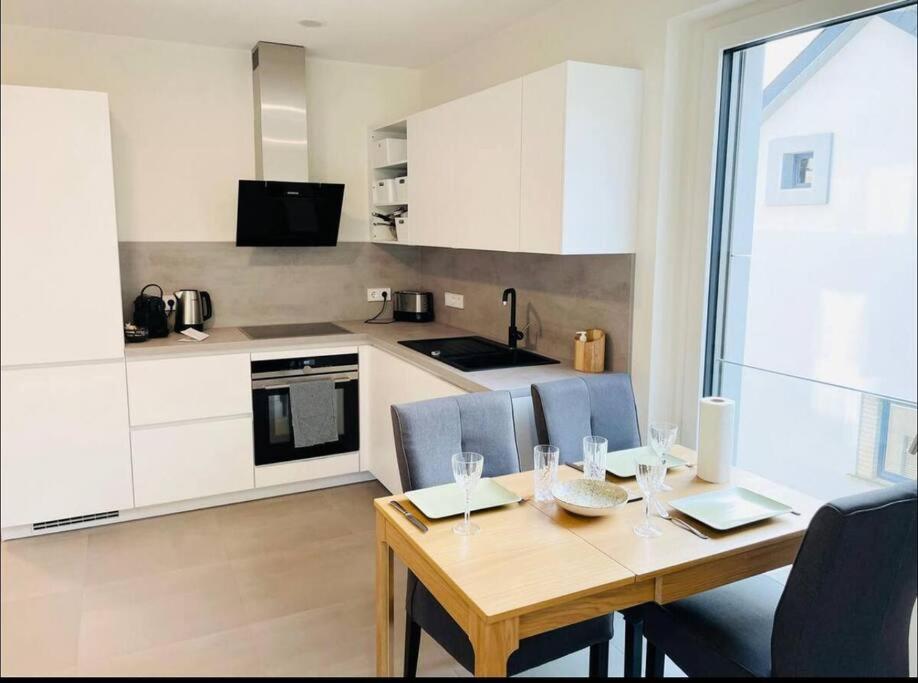 Brand New Luxury Studio in Belair with balcony view 3