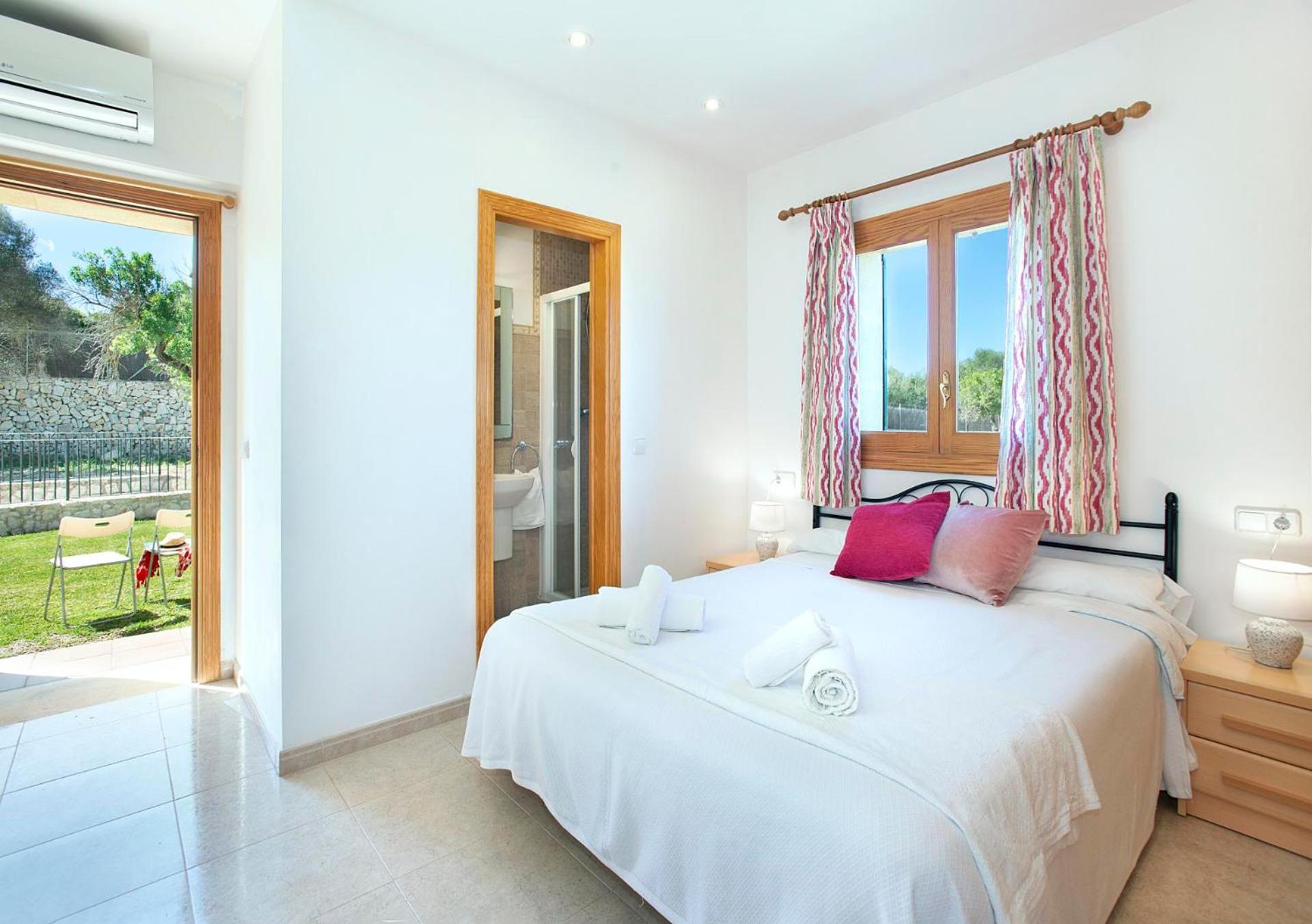 Ca na Baussana by Vintage Travel