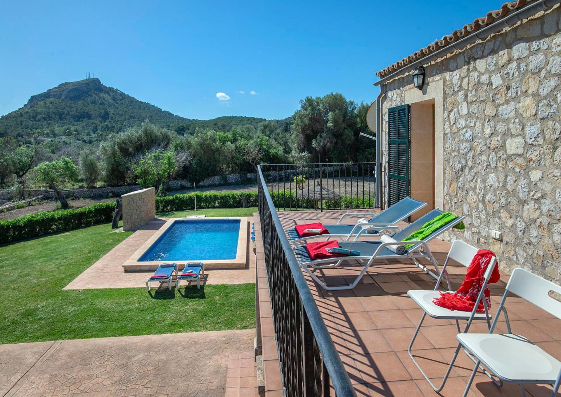 Ca na Baussana by Vintage Travel