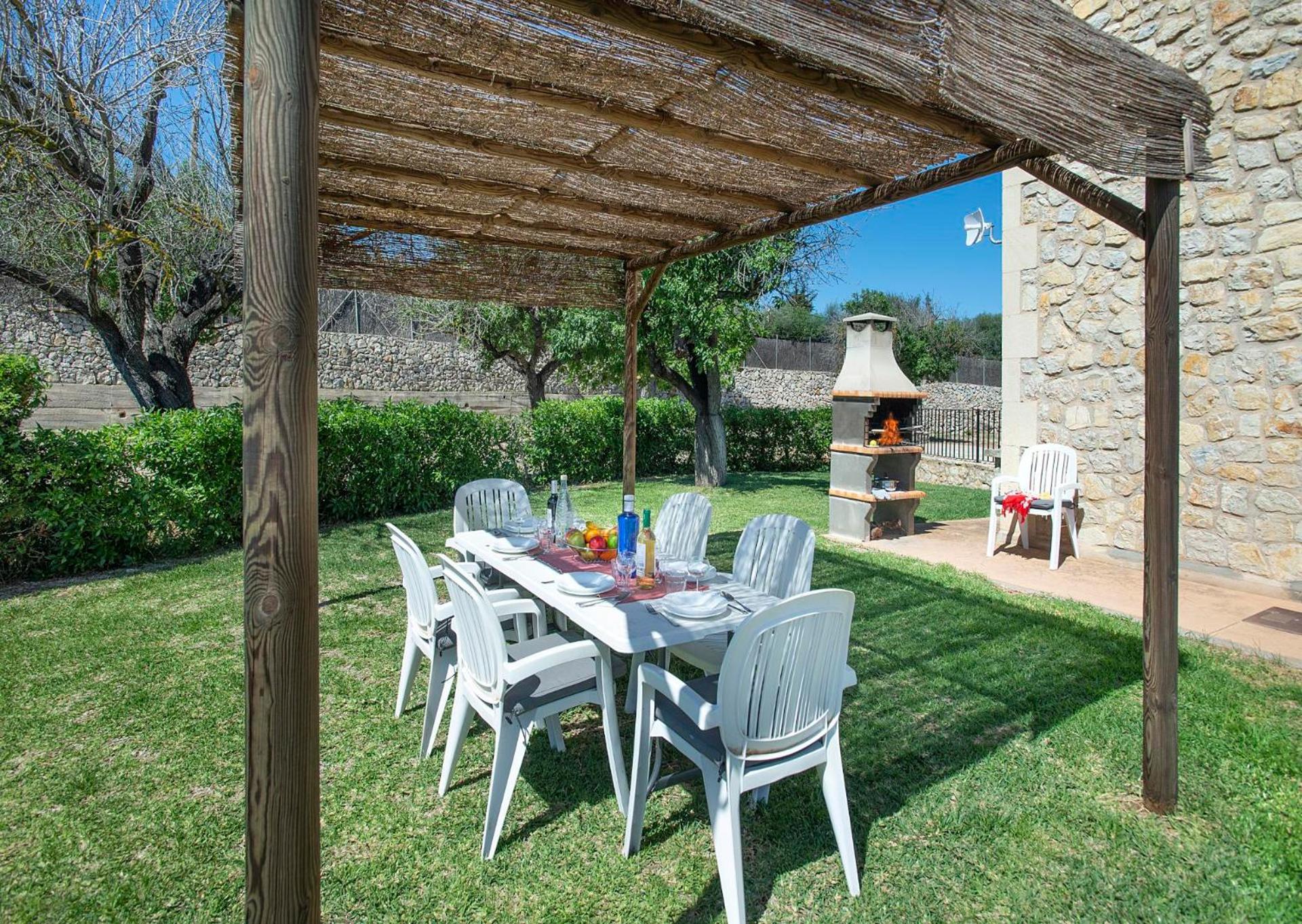 Ca na Baussana by Vintage Travel