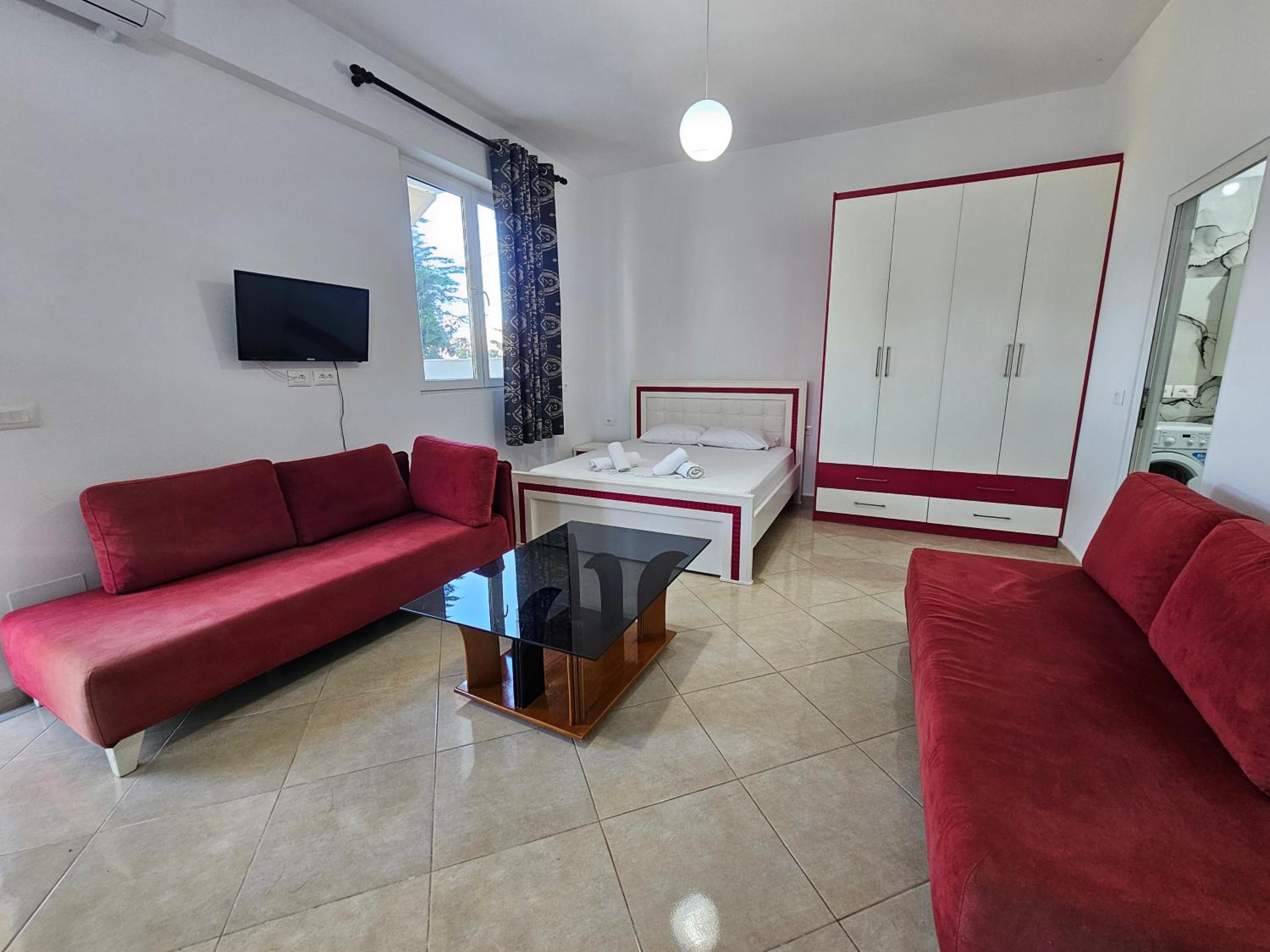 Ledion Apartments