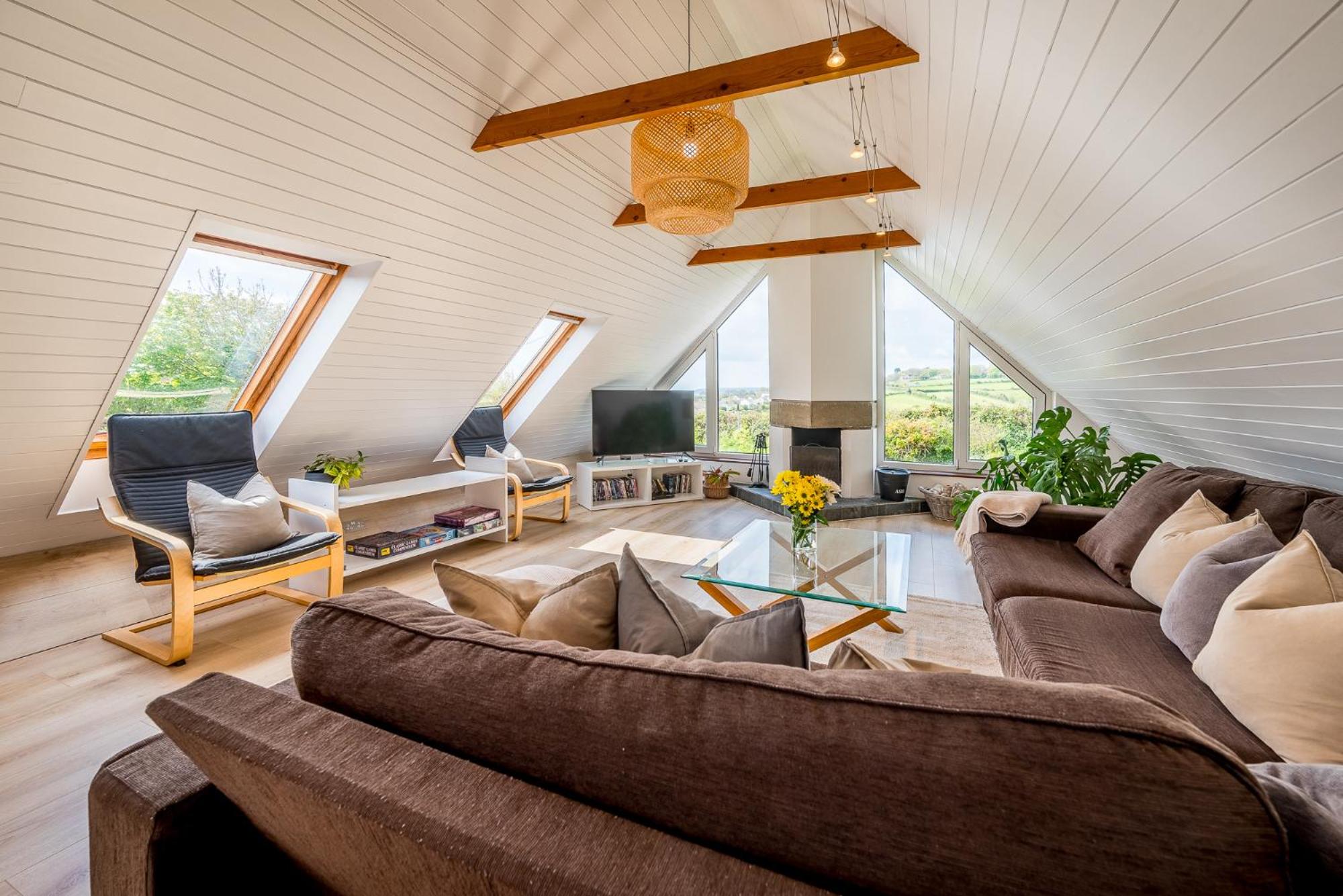 The Countryside Retreat - Sea views & Parking view 2