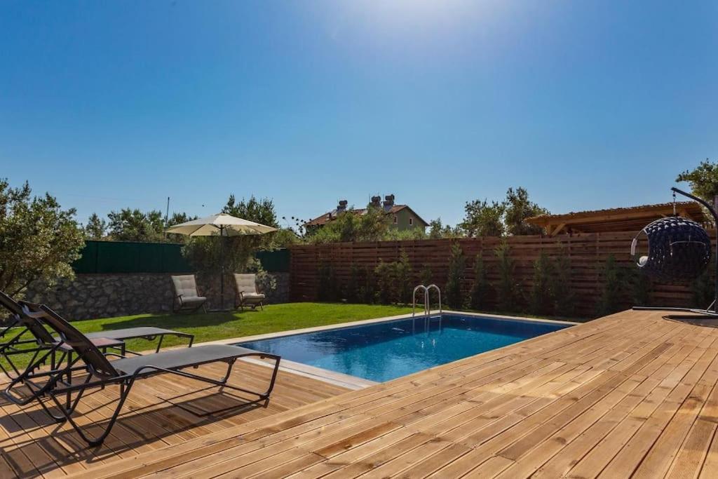 Villa Zeytin Havuzlu jakuzili