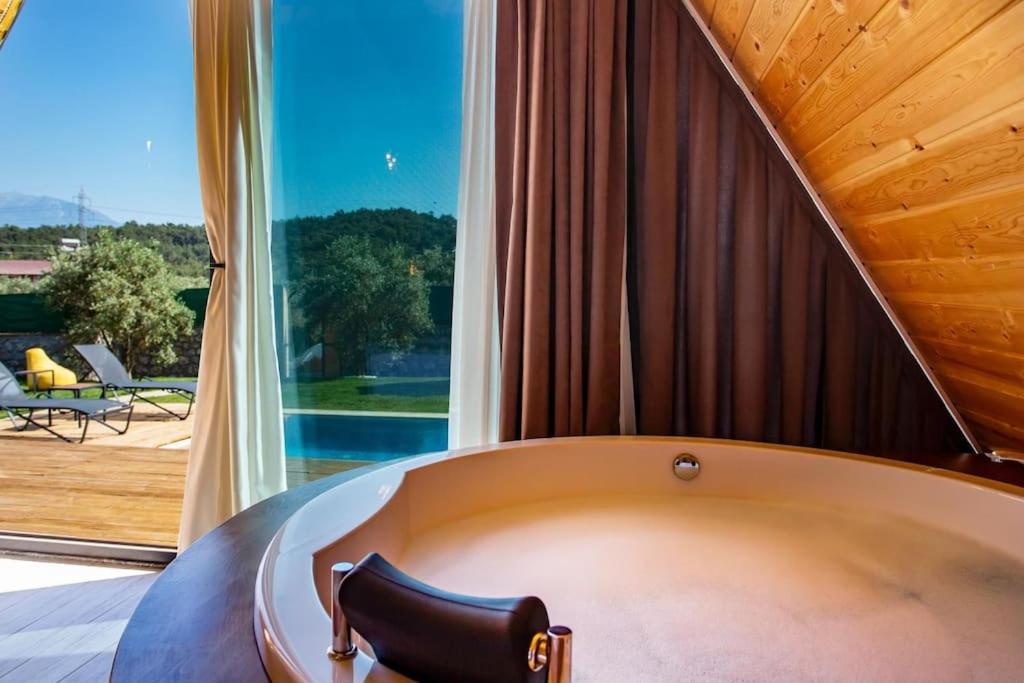 Villa Zeytin Havuzlu jakuzili