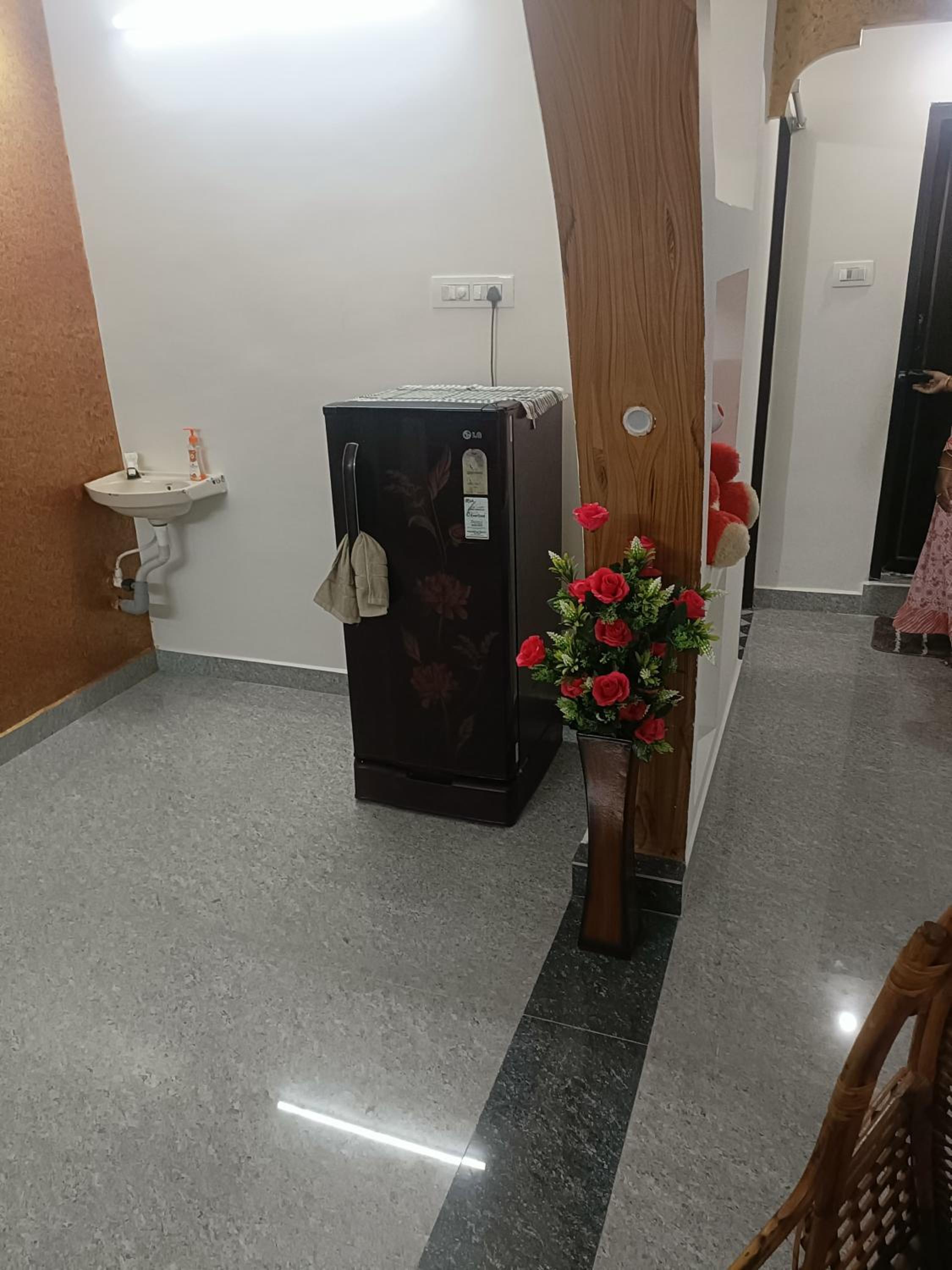 SREENIVASA HOME STAY