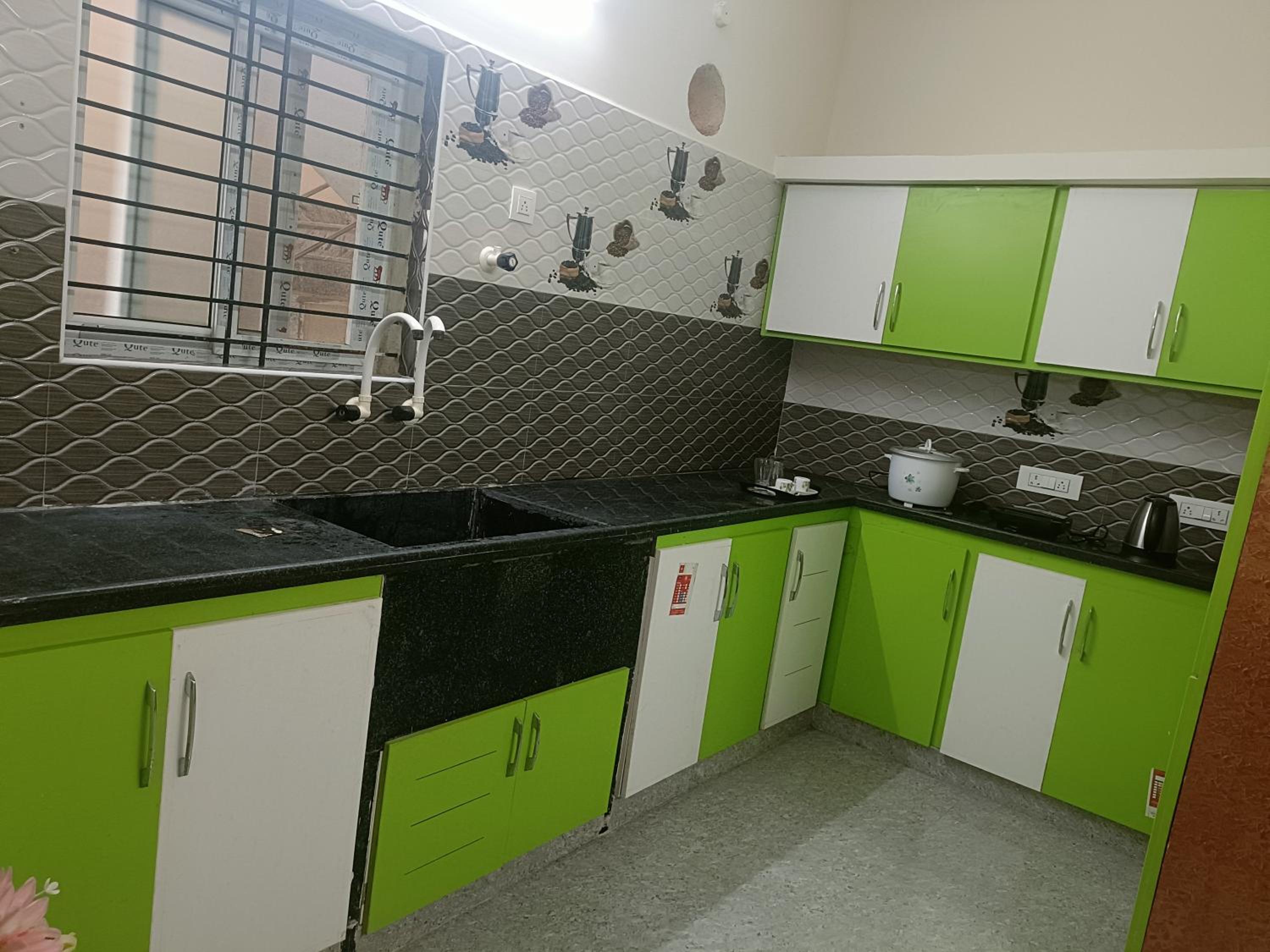 SREENIVASA HOME STAY