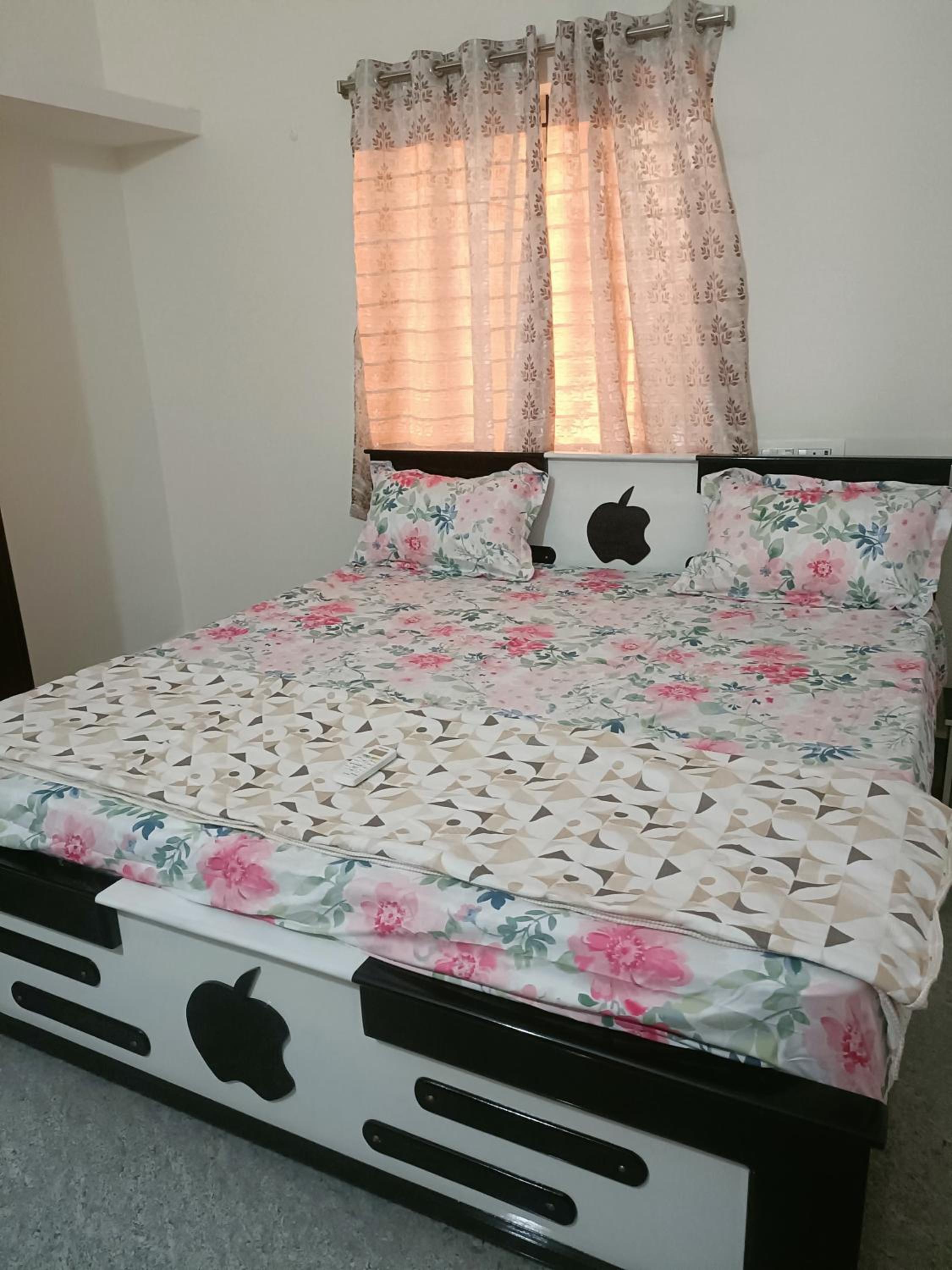 SREENIVASA HOME STAY