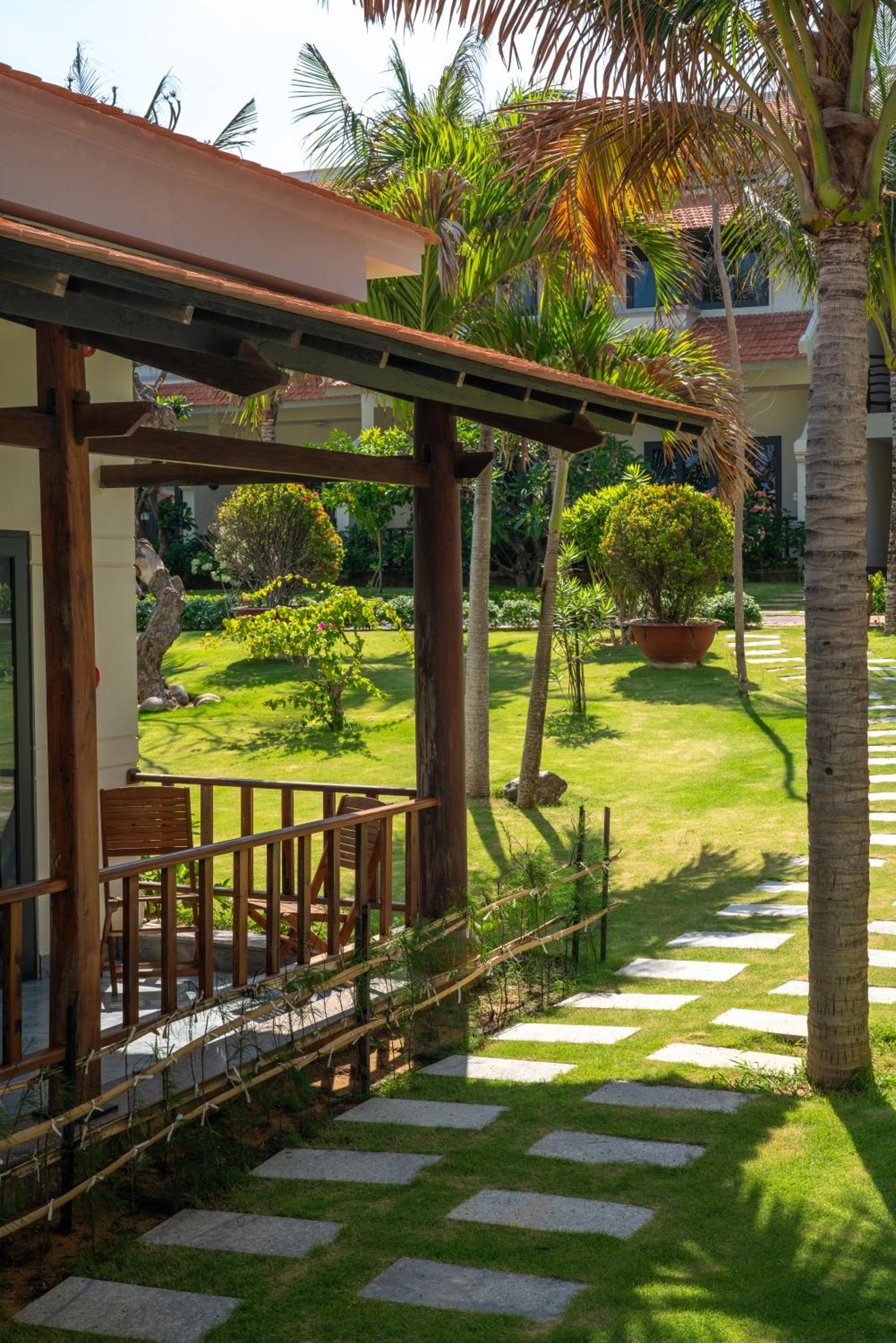Blooming Lotus Resort