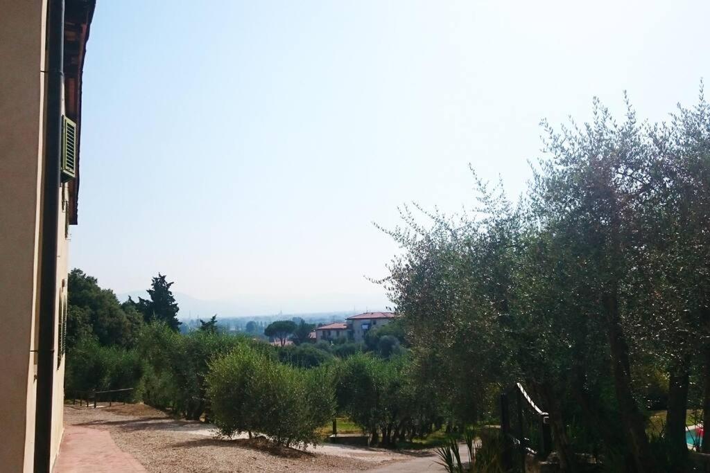 Villa Olivo view 3