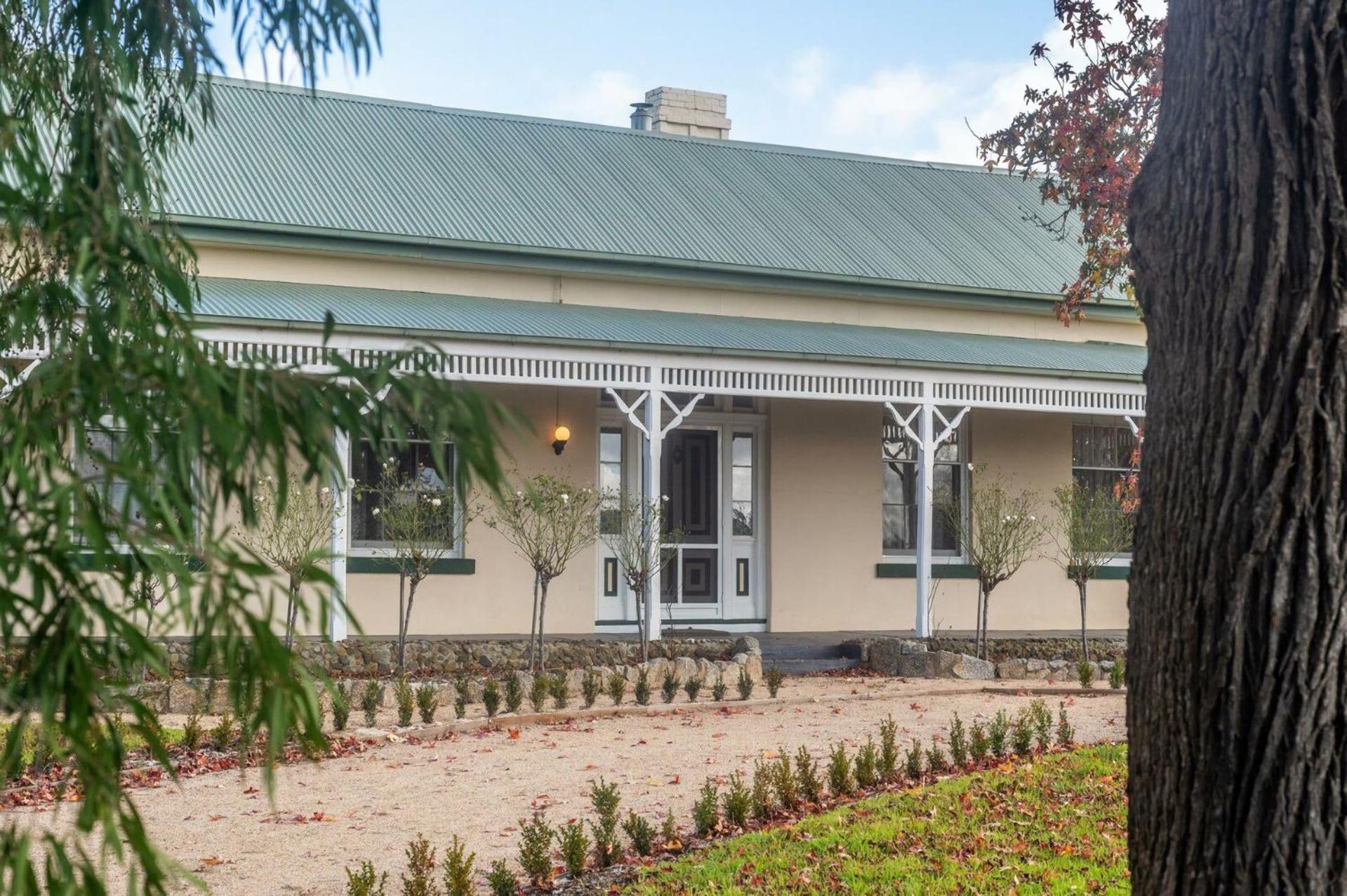 Mollison Park Farm