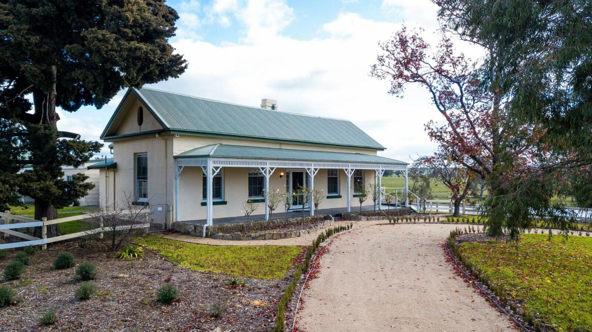 Mollison Park Farm