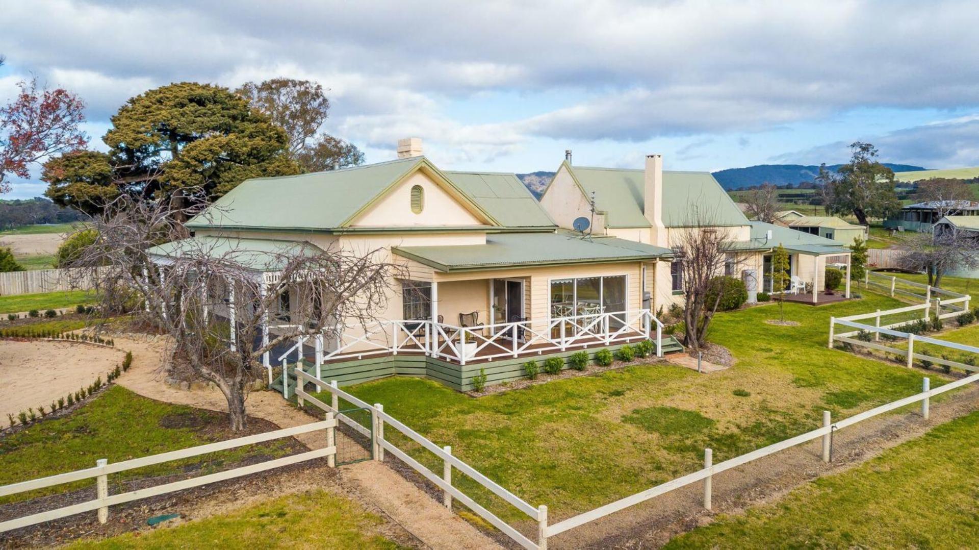 Mollison Park Farm