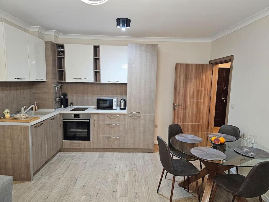 Serenity in the heart of Varna with free parking