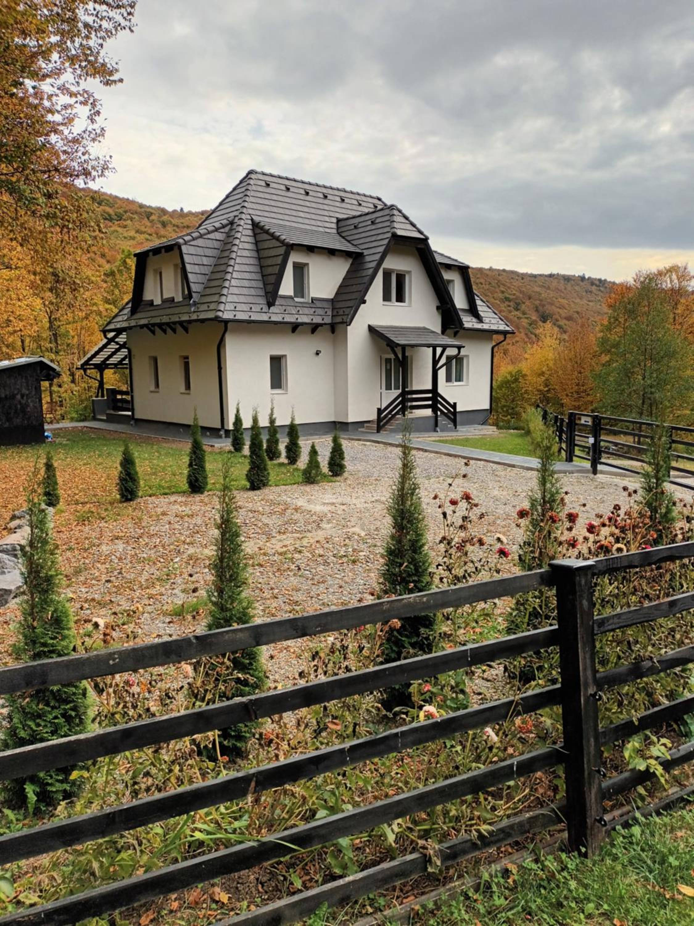 Flow House