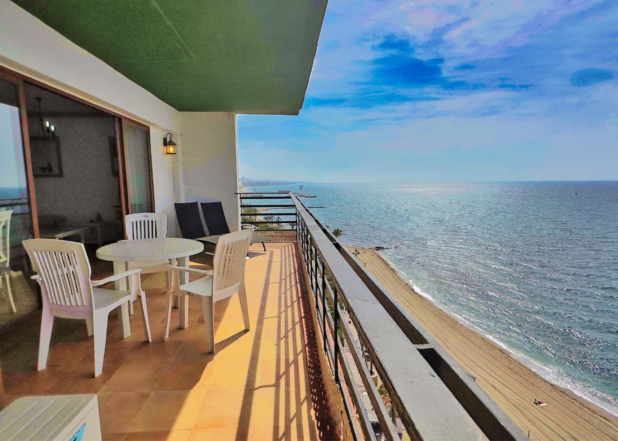 Mediterraneo 1007 Fabulous One Bedroom Apartment with Sea View view 3