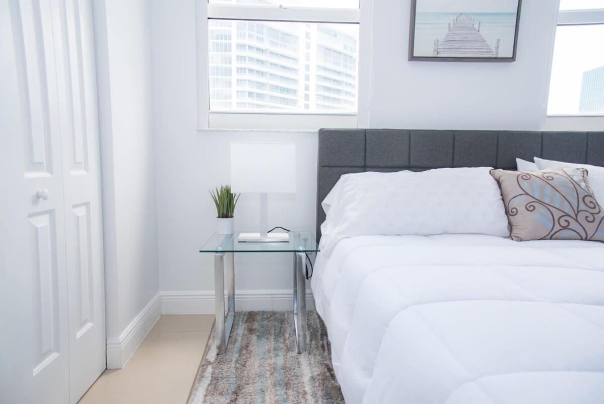 BnB Hyperion - Luxe 3B Condo w City & Ocean Views