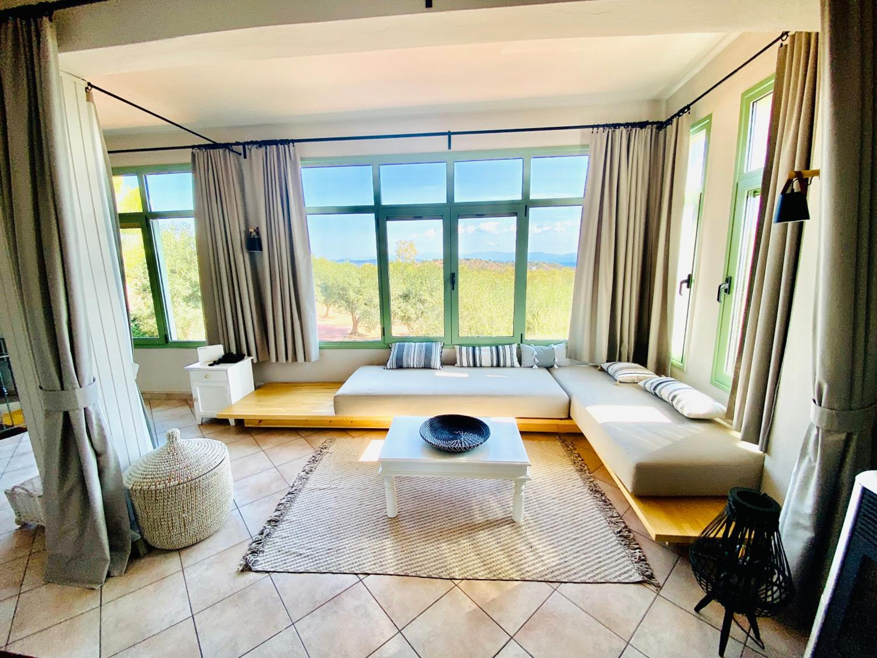 Joyanna Villa Pool, Sea View & Olive Grove Serenity in Mani view 3