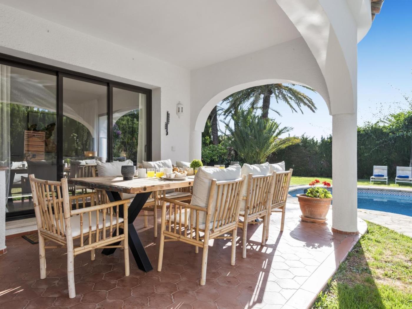 Villa Byron, private pool, walking distance to Puerto Banus view 3