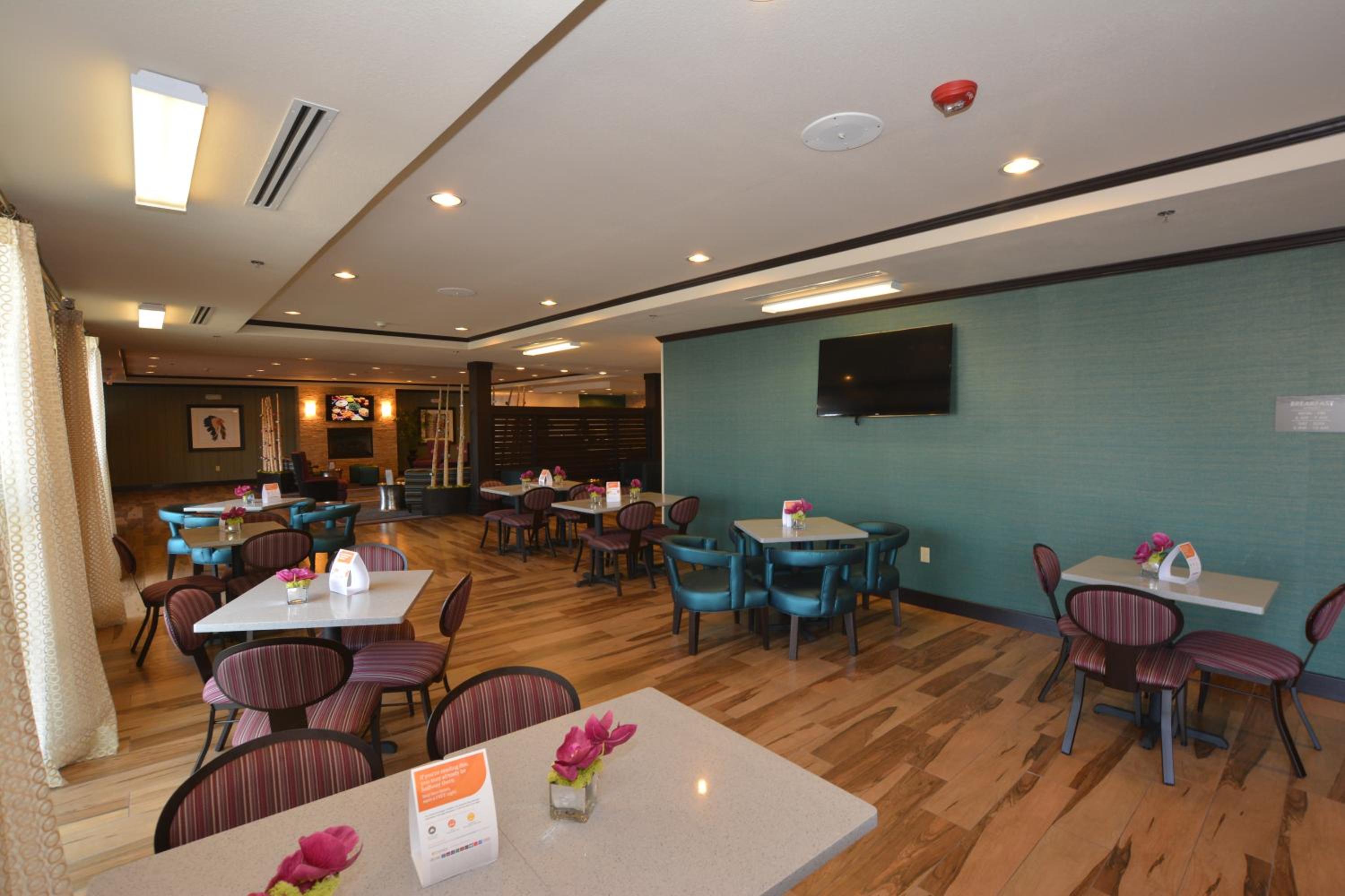 Comfort Inn & Suites Newcastle - Oklahoma City