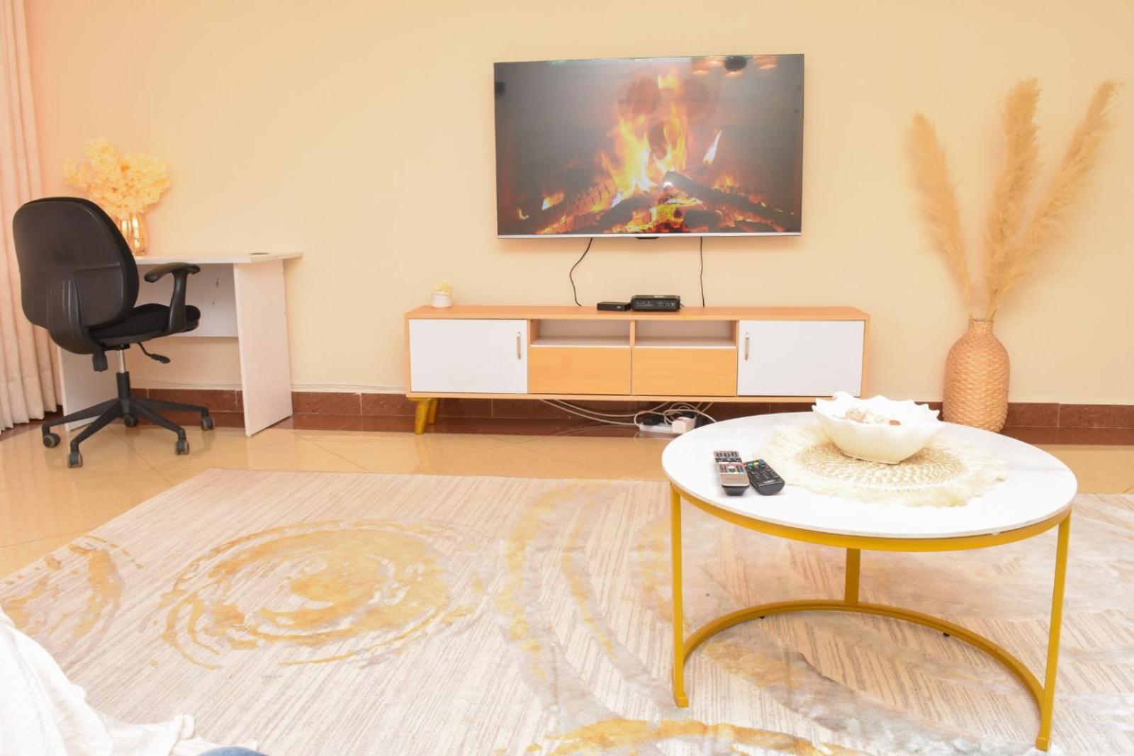 Marie's Luxury homes view 4