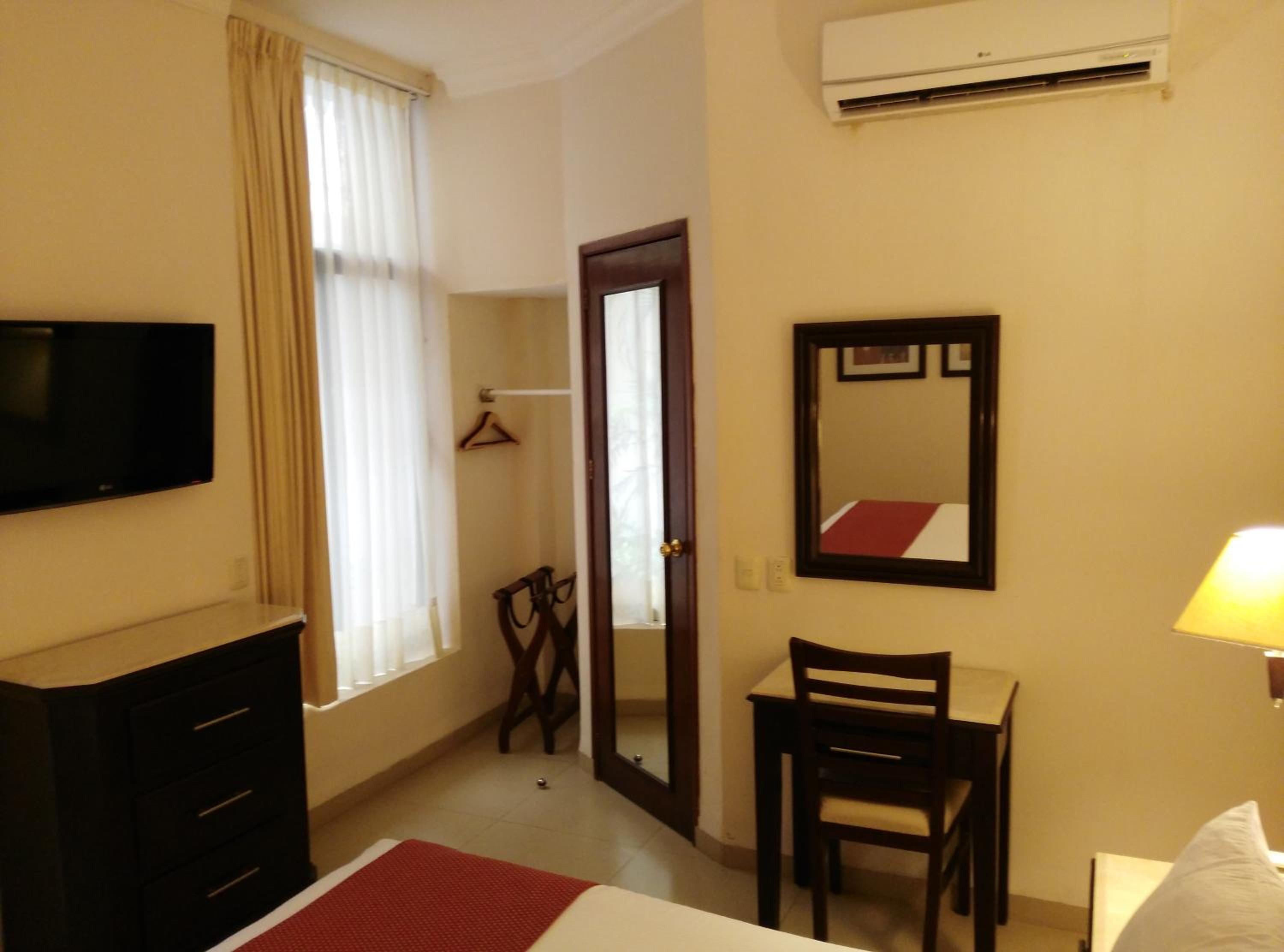 Campeche Vacations - Hotel Lopez Campeche - Property Image 9