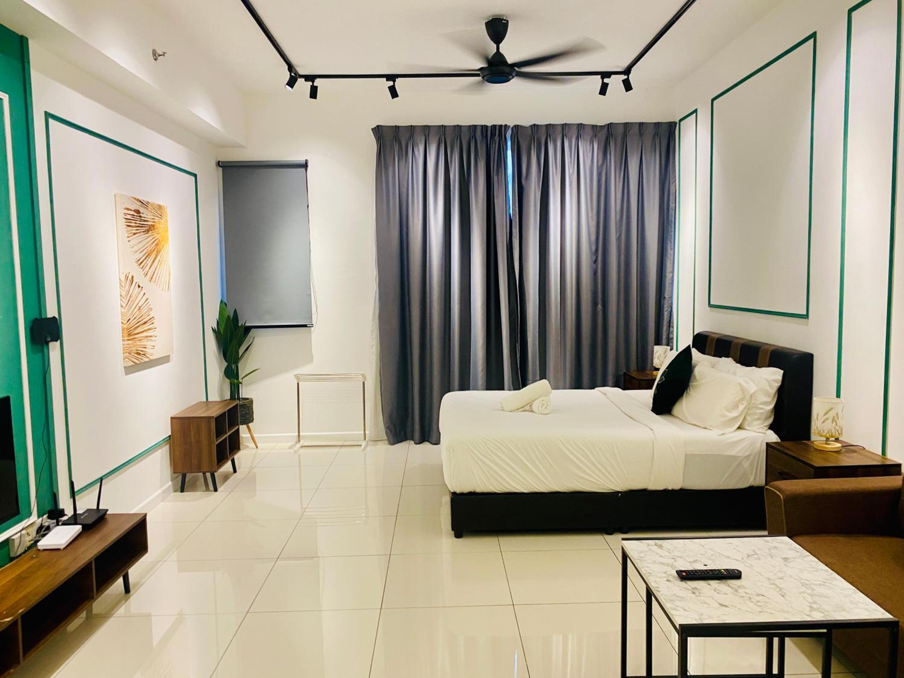 Chambers Residences ZFJ World