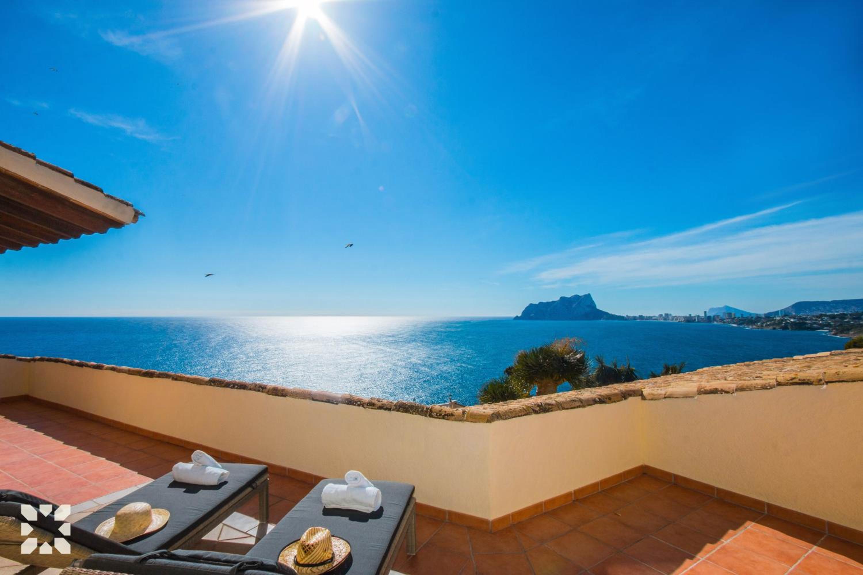 Villa Blue Sea by Abahana Villas view 2