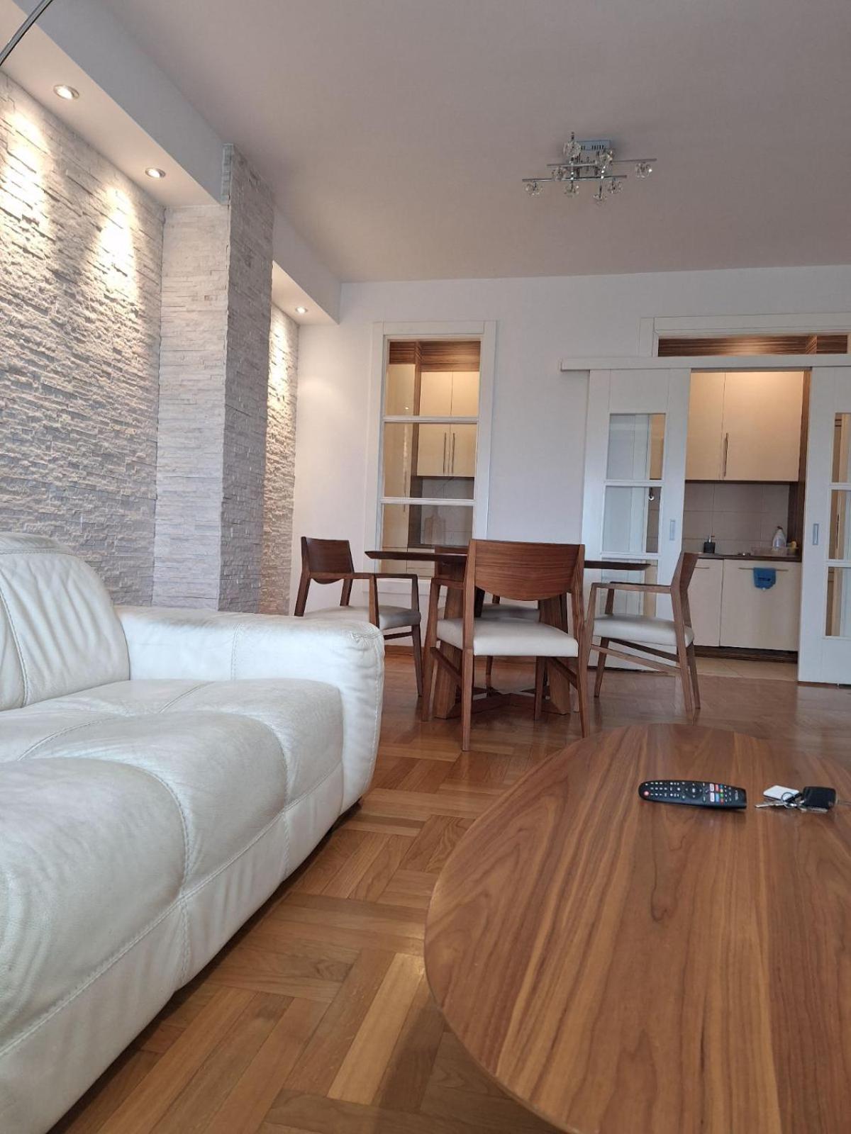 PENTHAUS apartment