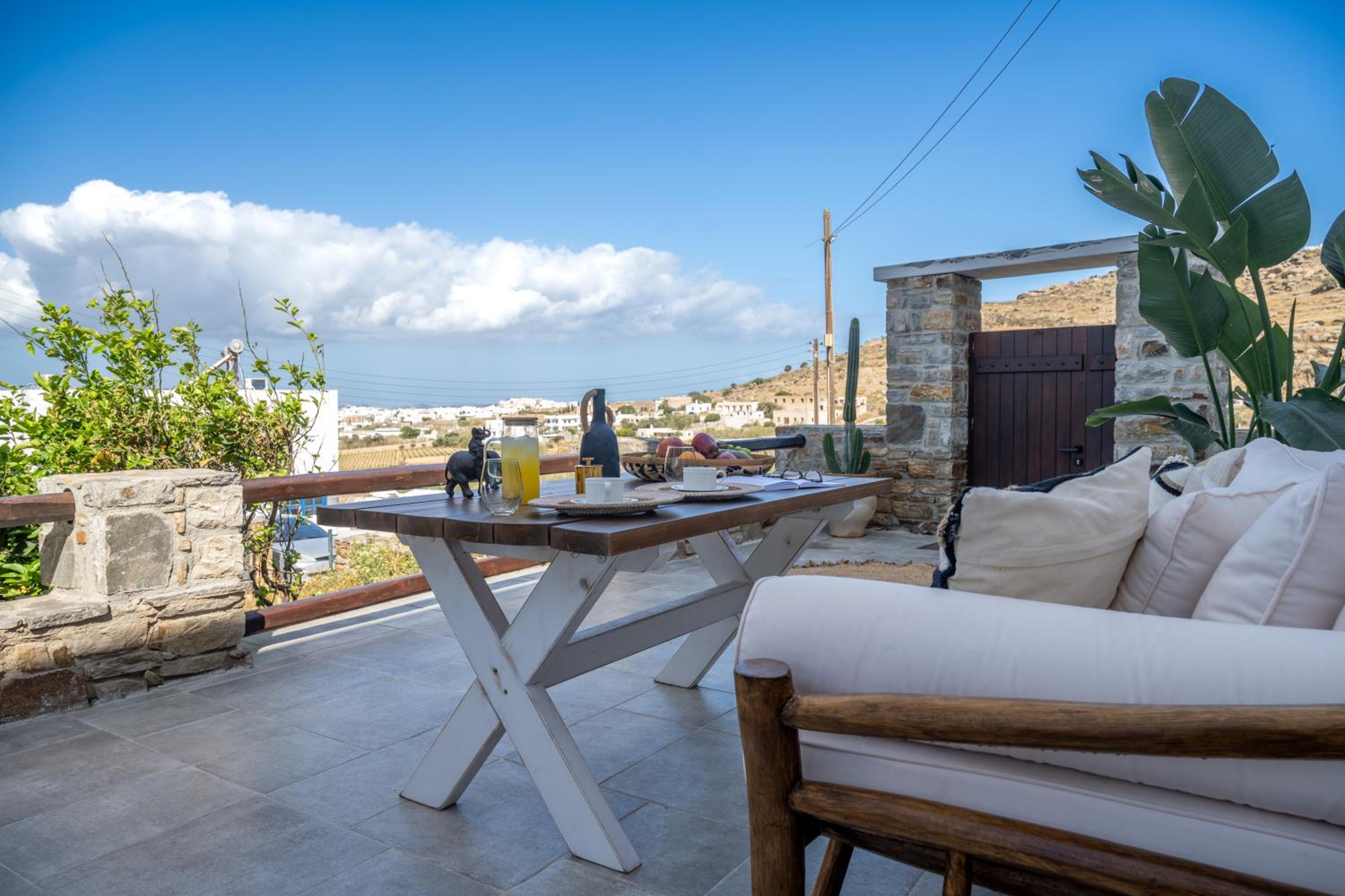 Mythodea Luxury Villa Ι Sunset Horizon & Jacuzzi