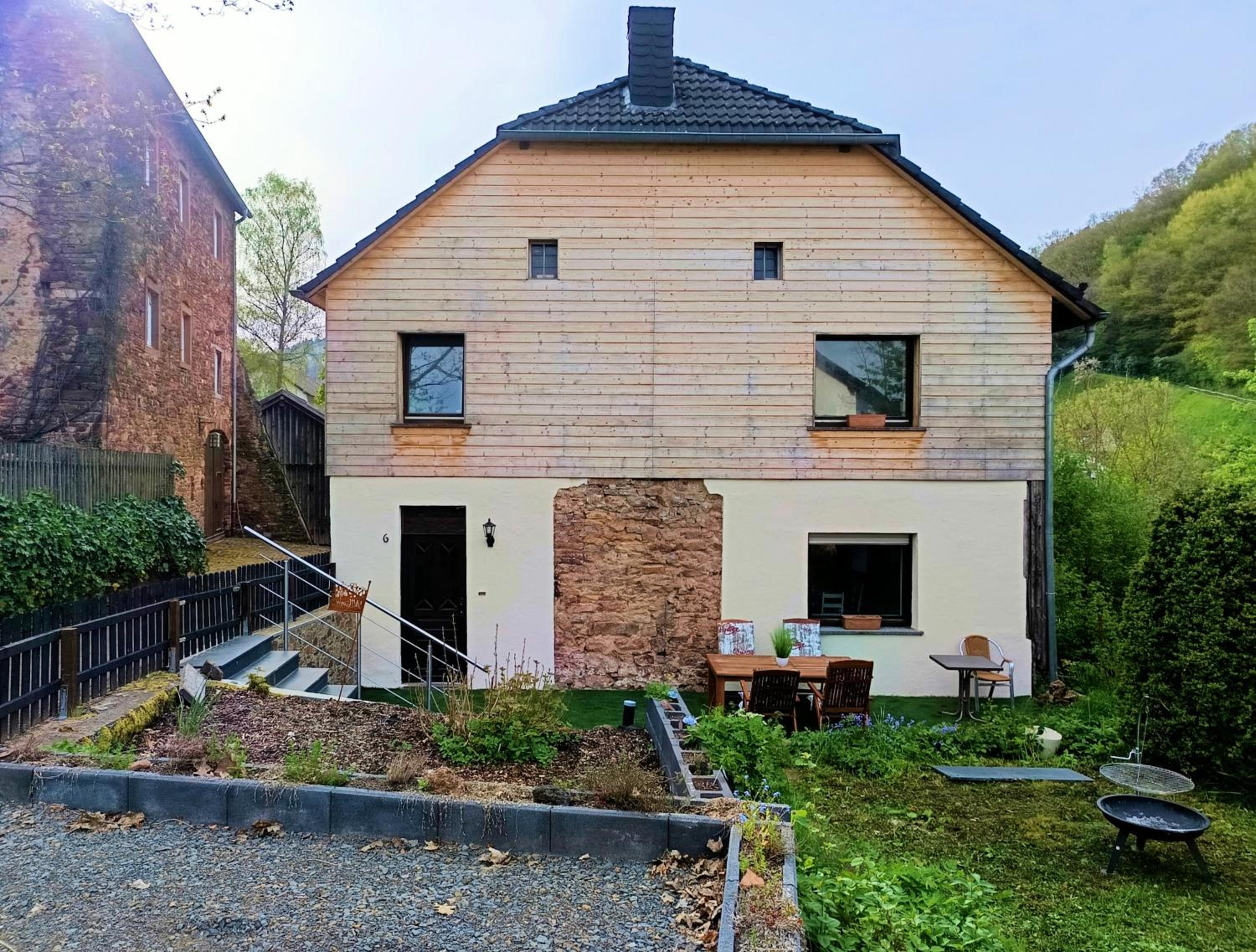 Haus am Burgring