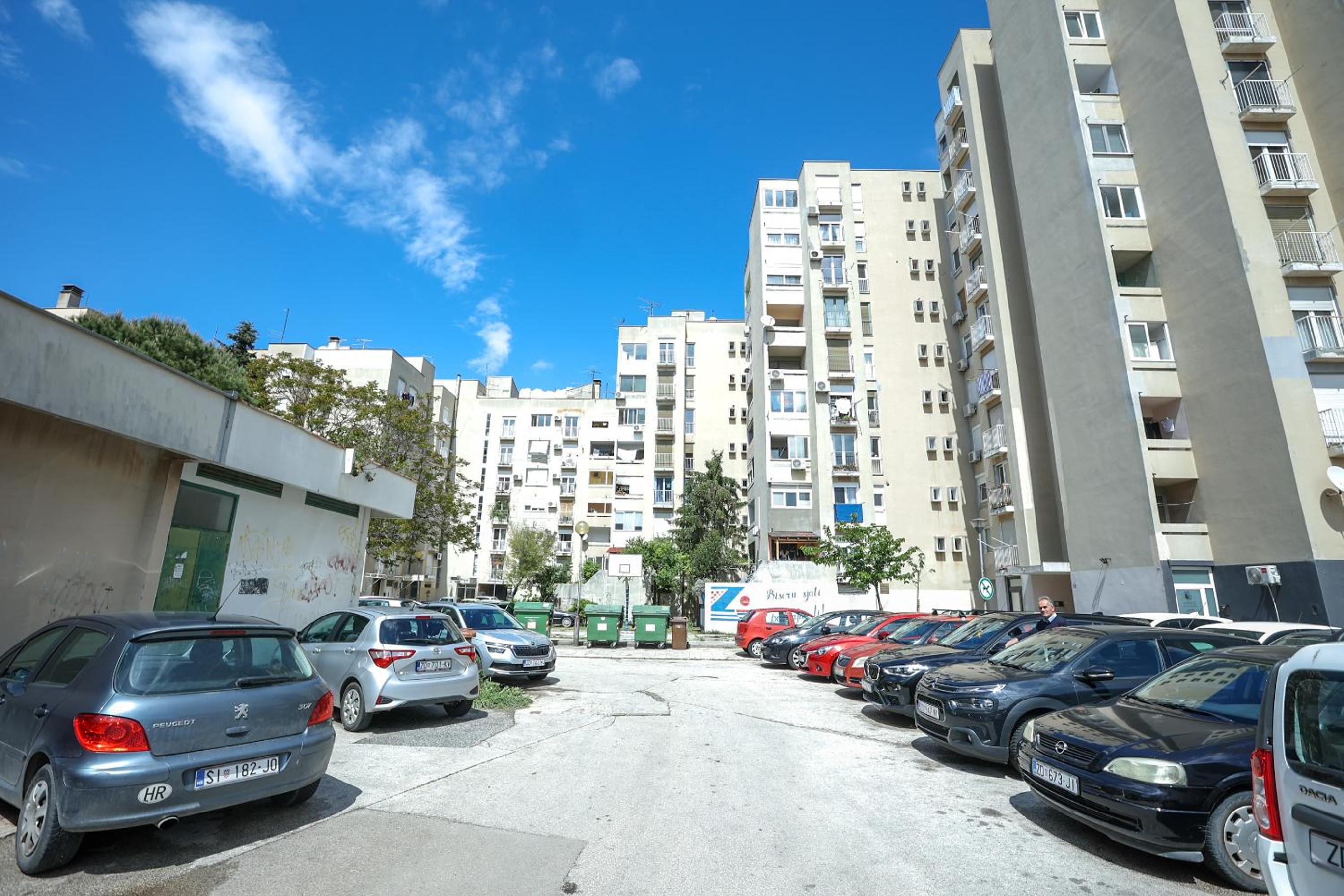 Apartments Lana i Davide view 4