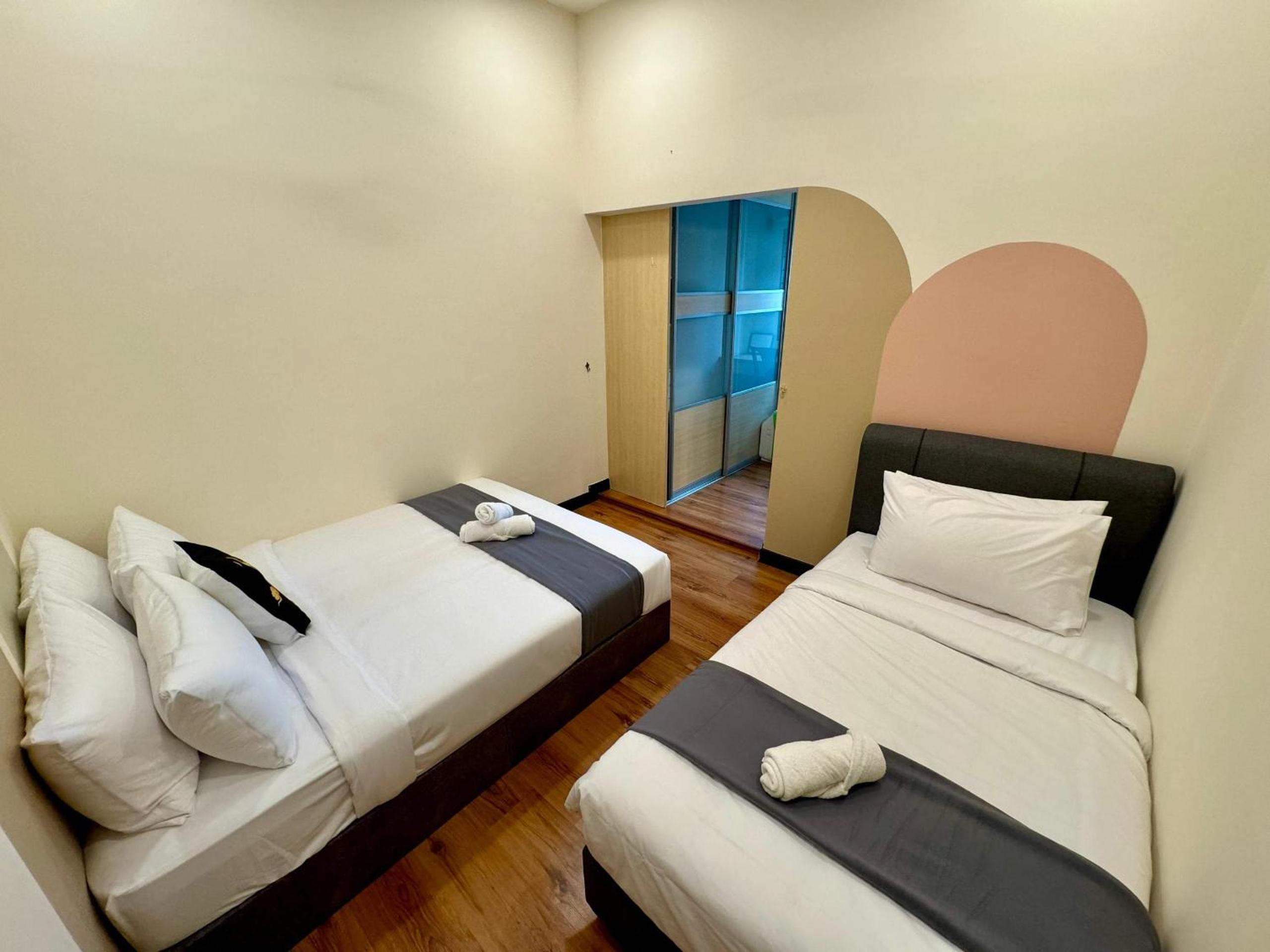 Corner New Private Pool Villa Near Sunway up to 30 pax photo 3