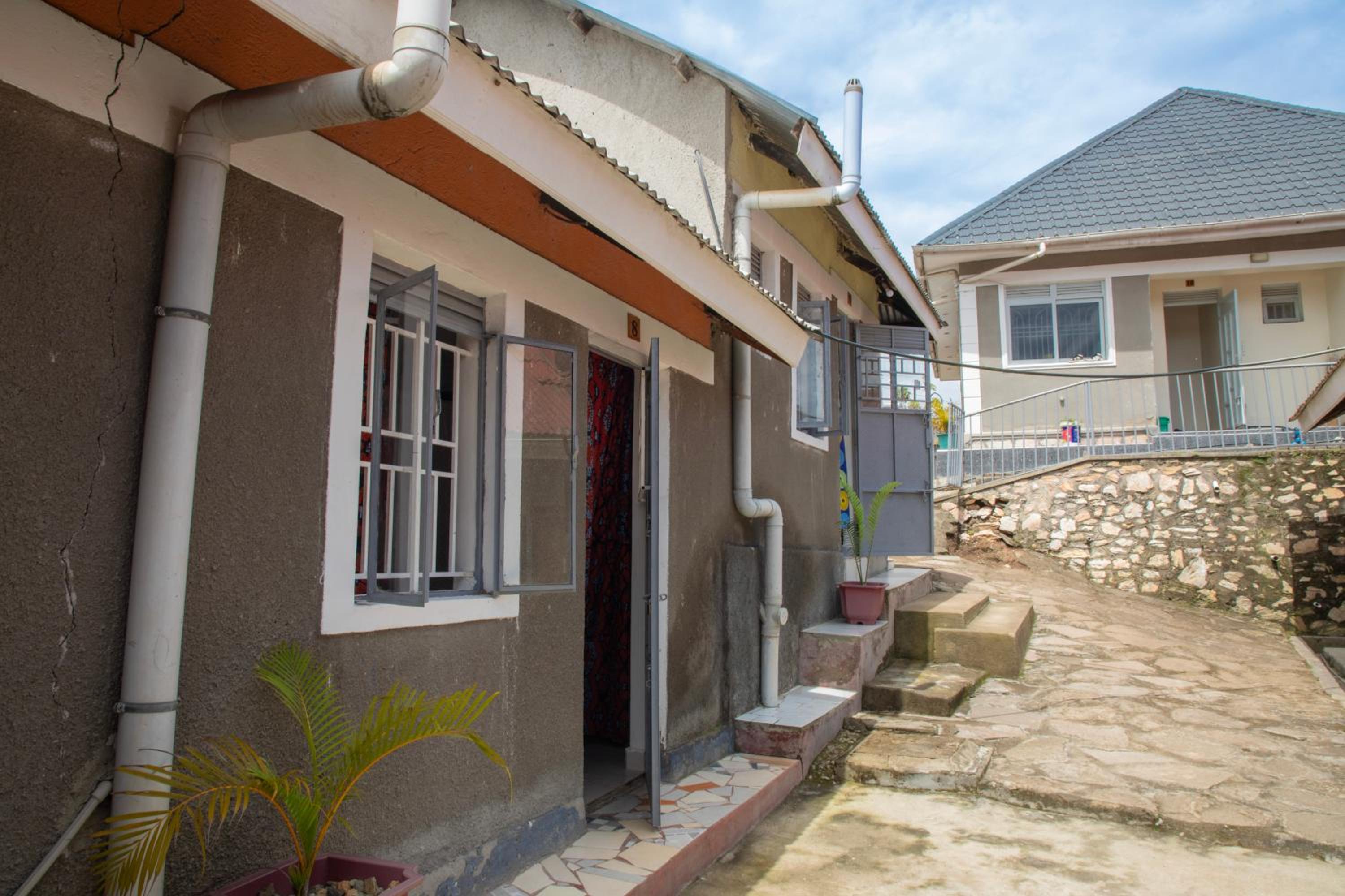 KaribuGuestHouse