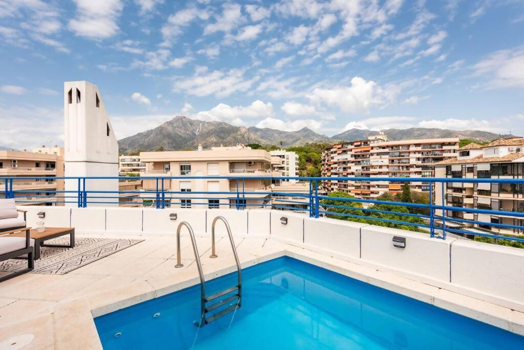 Marbella House imponente ático con piscina privada