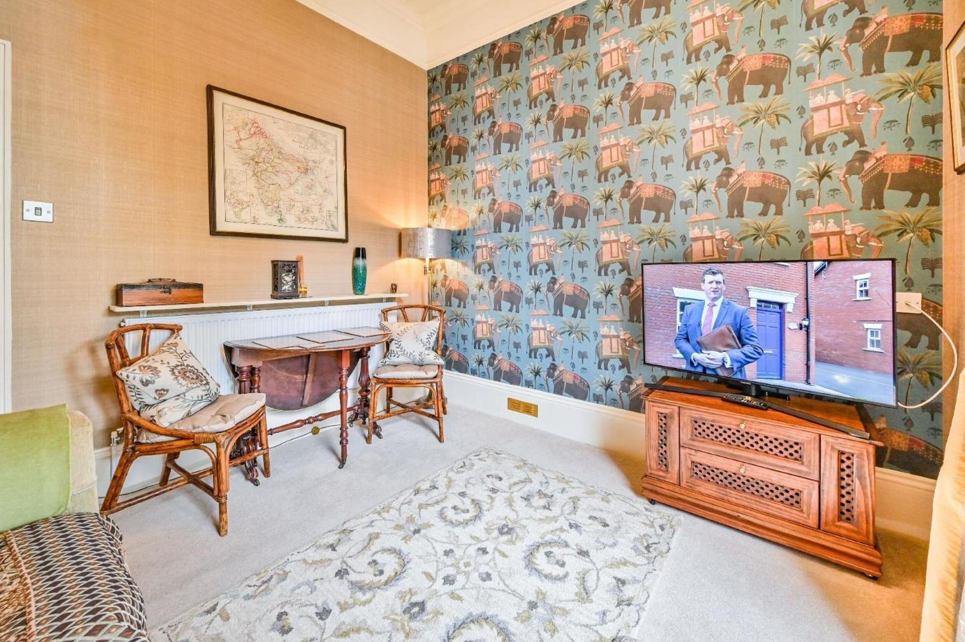 Wohnung in viktorianischer Villa mit Gartenblick