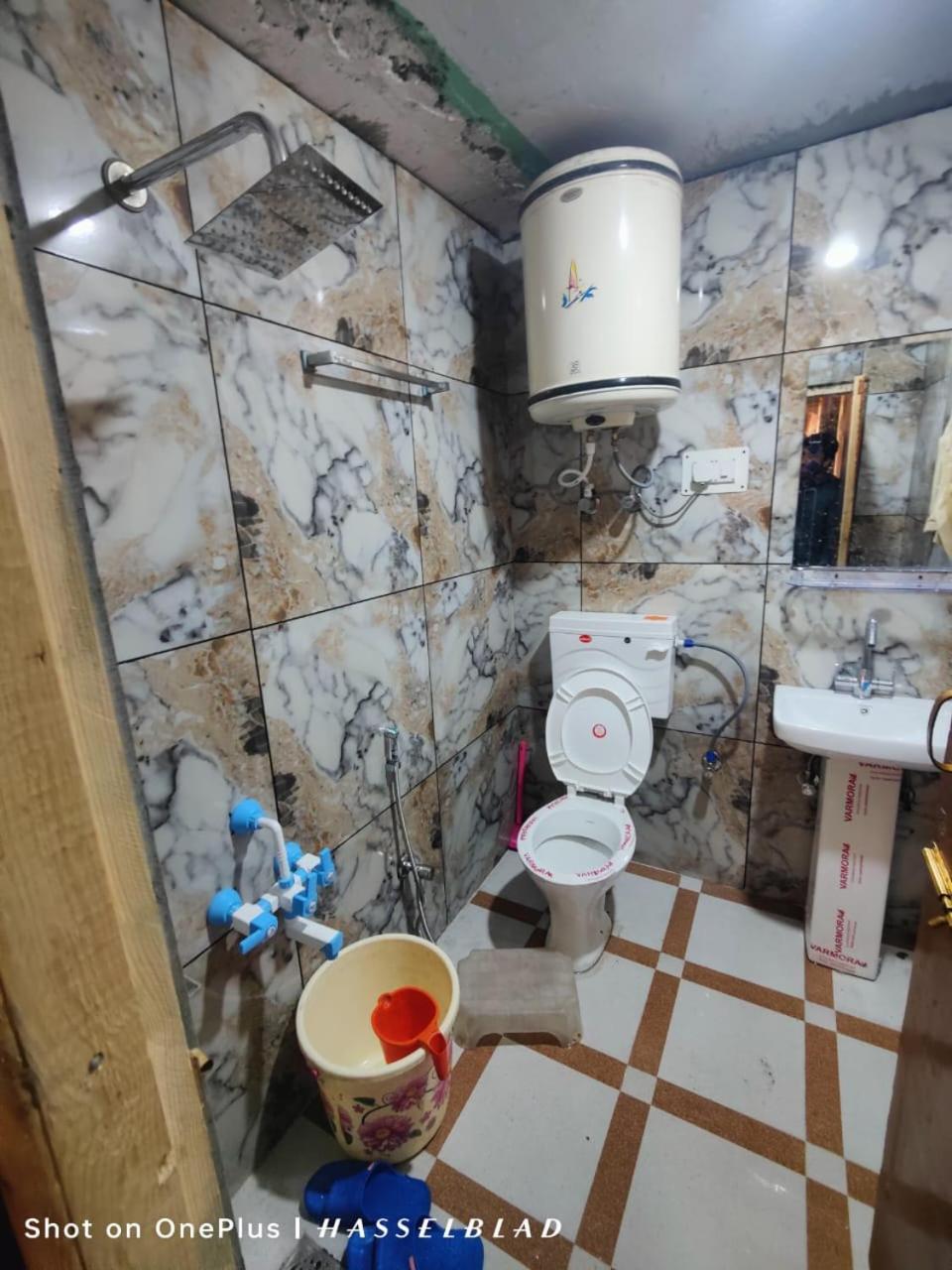 Photo 12